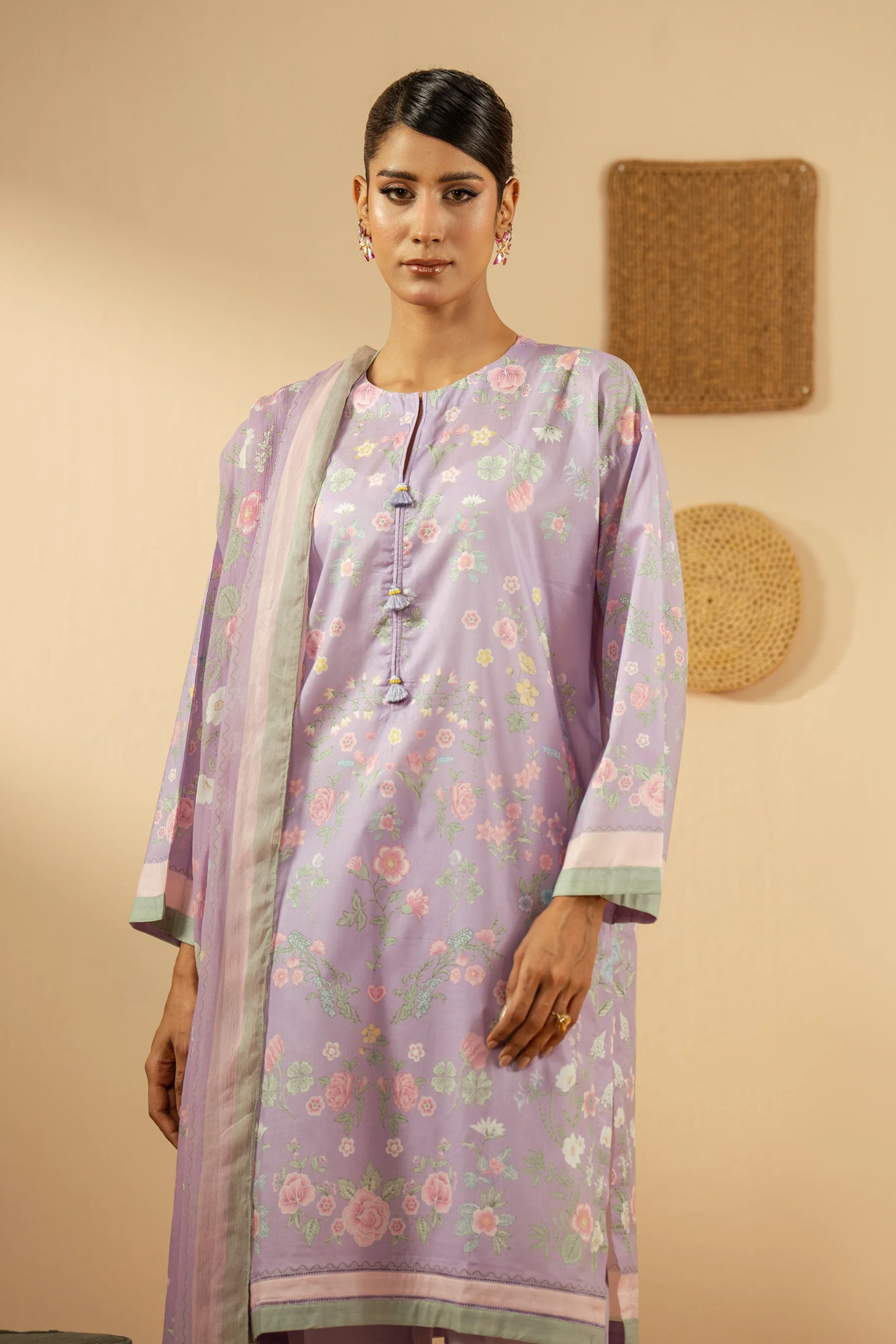 PRINTED LAWN STITCHED 3 PIECE SUIT - Image 4