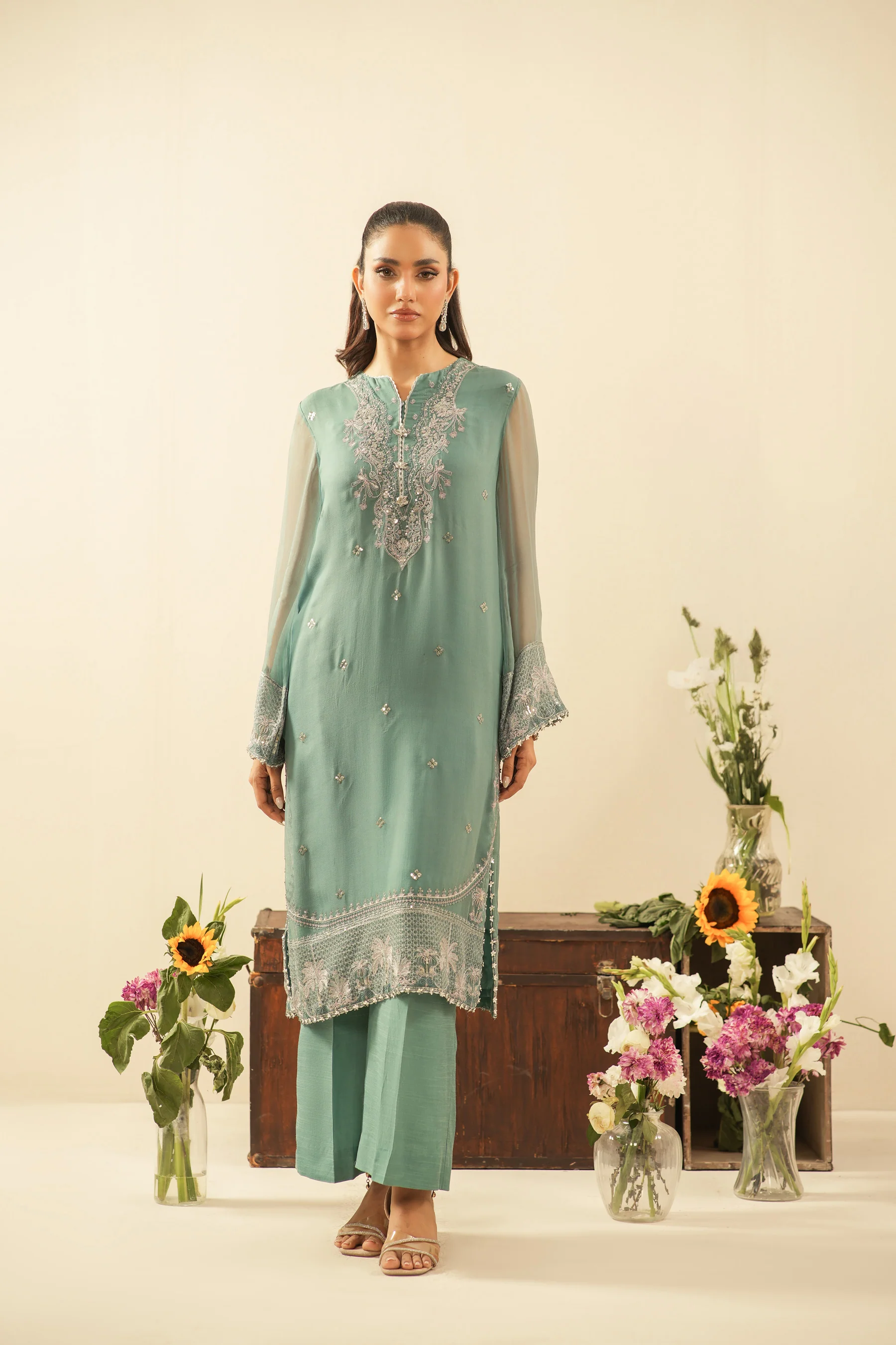 EMBROIDERED CHIFFON UNSTITCHED 3 PIECE SUIT - Image 8