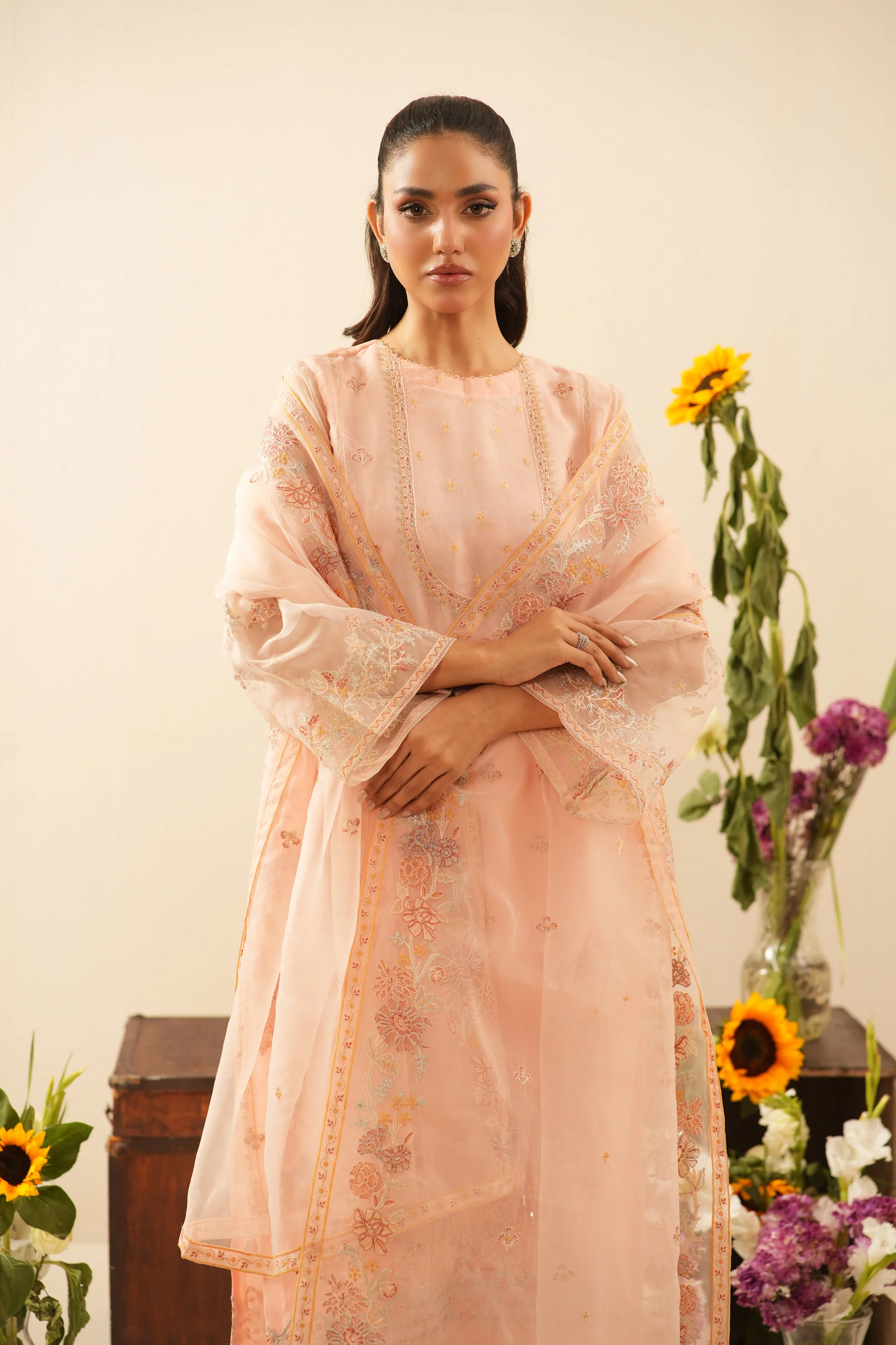EMBROIDERED ORGANZA UNSTITCHED 3 PIECE SUIT - Image 5