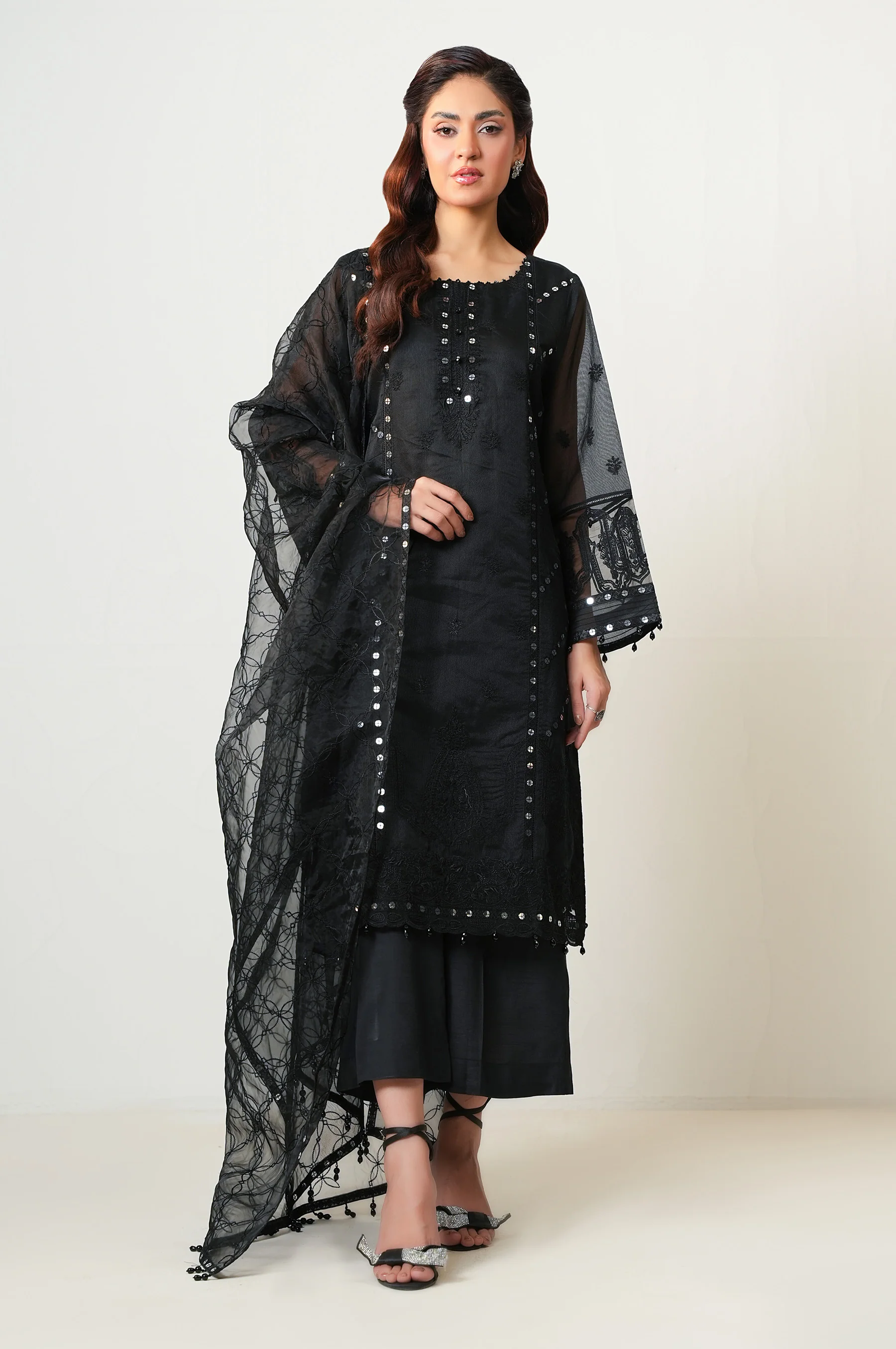 EMBROIDERED RAJJO NET STITCHED 3 PIECE SUIT