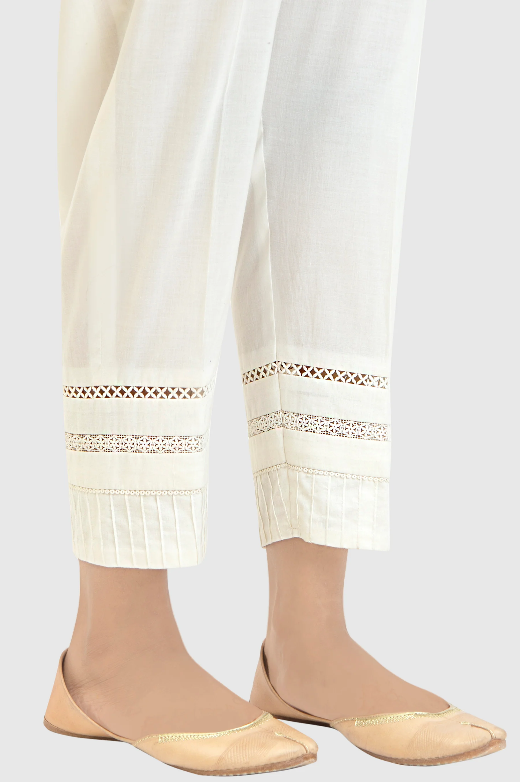 Embellished Cambric Capri Pants - Off-White - Image 3