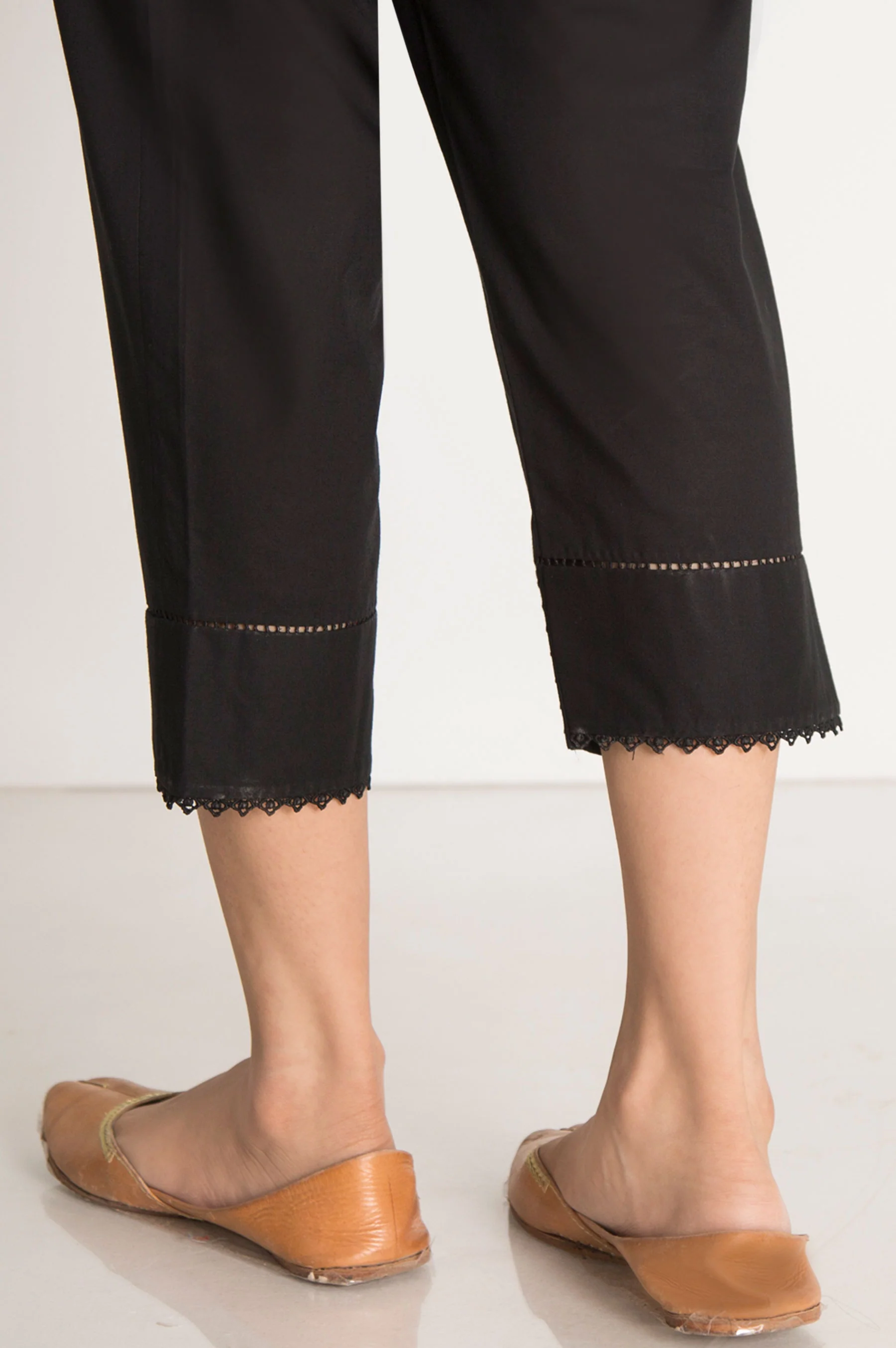 Embellished Capri Pant - Black - Image 3