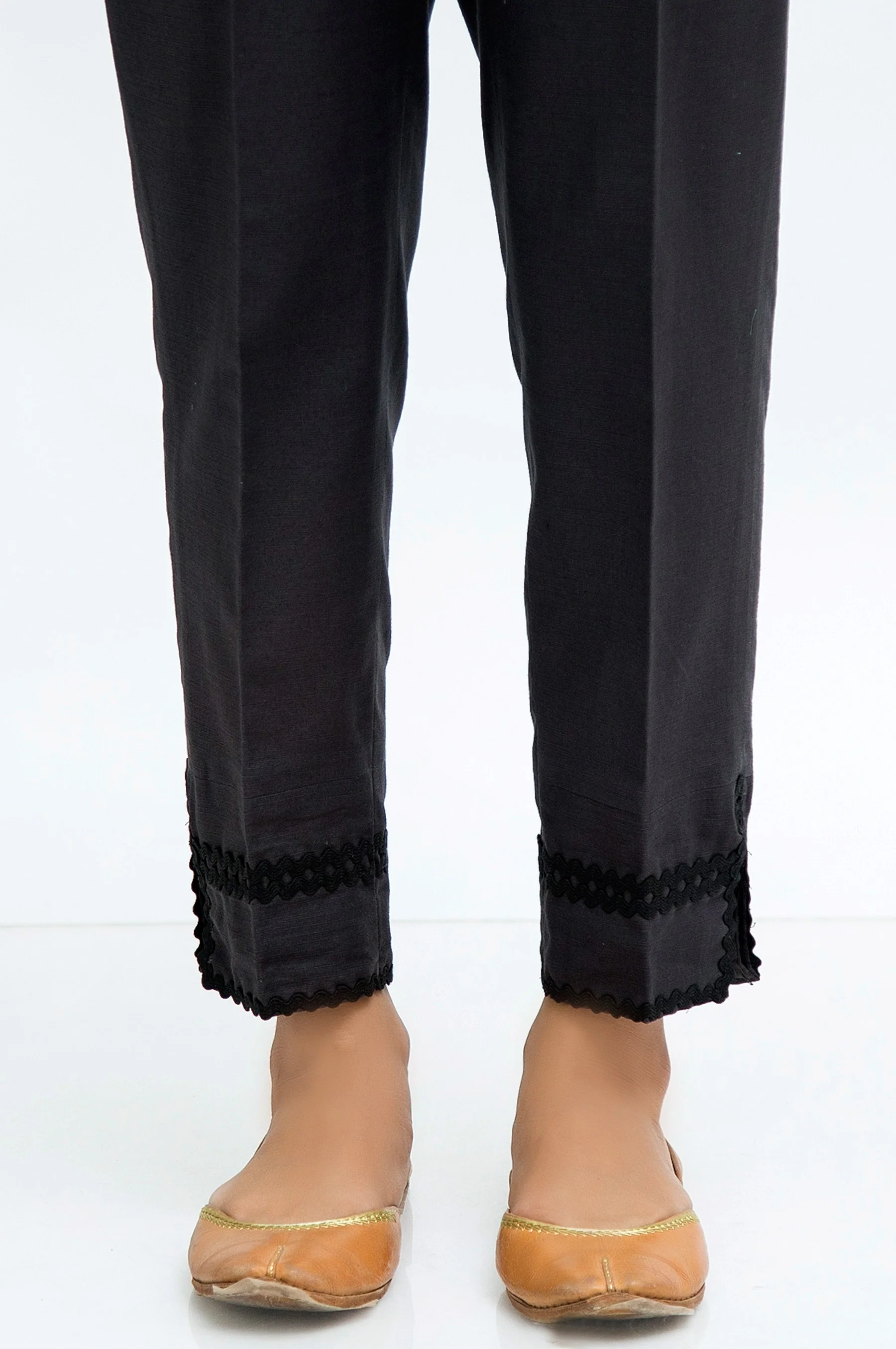 Embellished Khaddar Cigarette Pant - Grey - Image 3