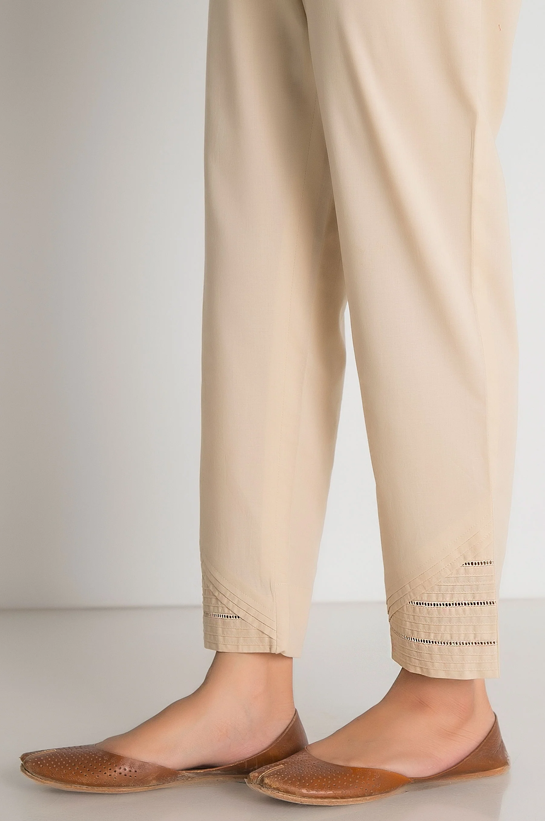 Embellished Cigrette Pant - Beige - Image 3