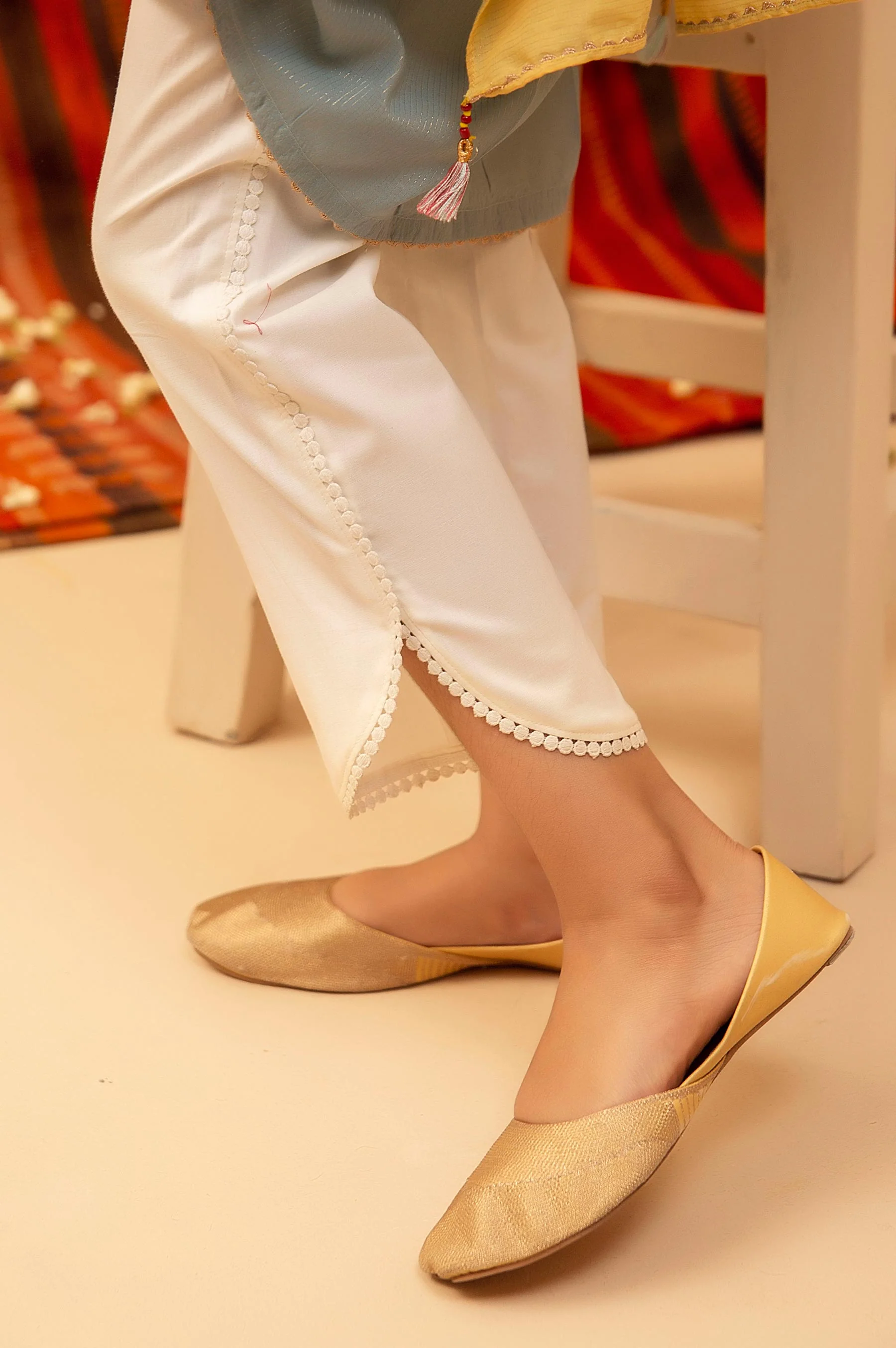 Embellished Junior Pants - Off-White - Image 3