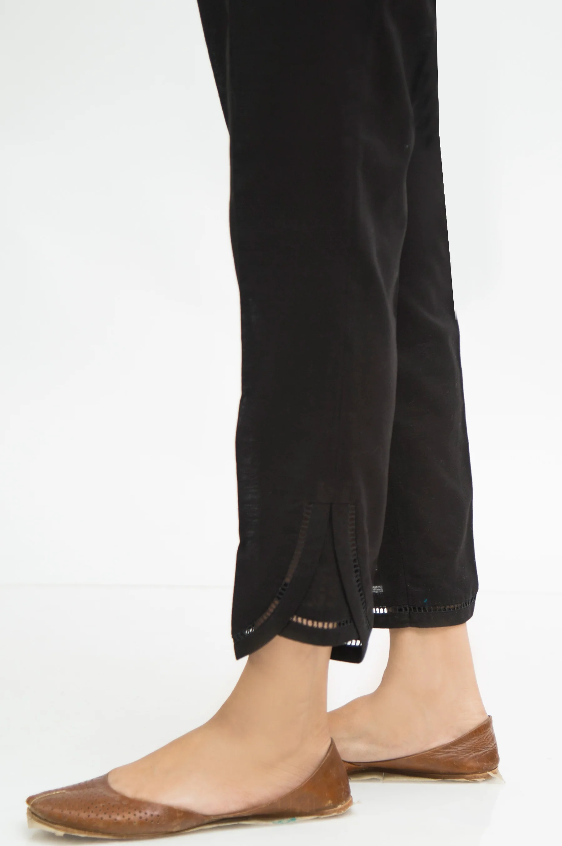 Embellished Khaddar Pants - Black - Image 2
