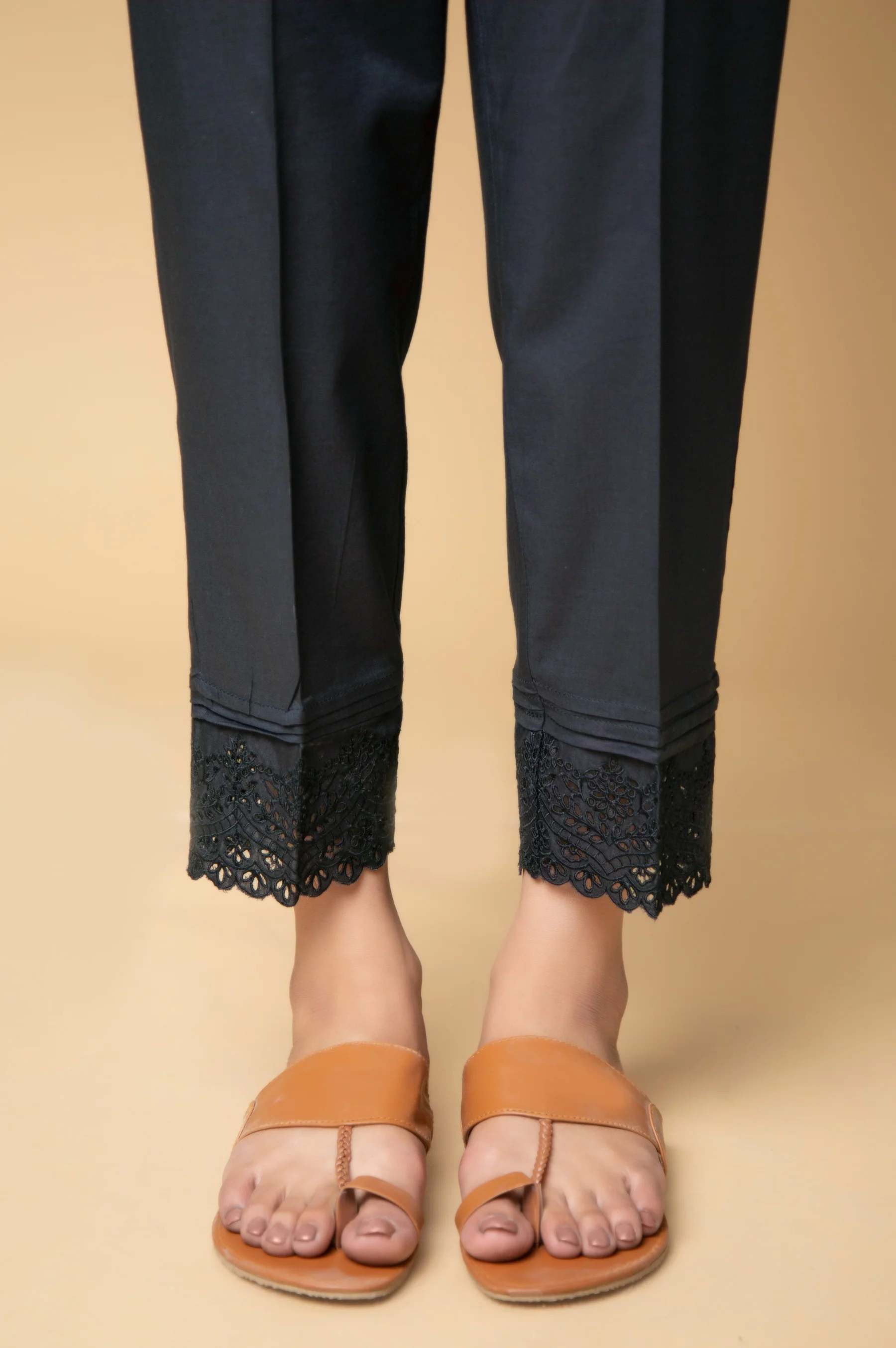 Embroidered Cambric Cigarette Pants - Black