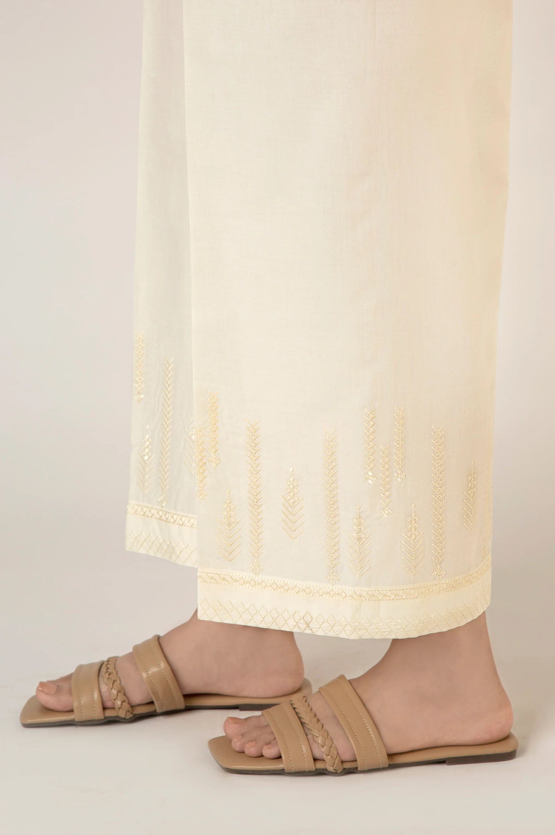 Embroidered Cambric Culottes - Regular Fit - Image 3