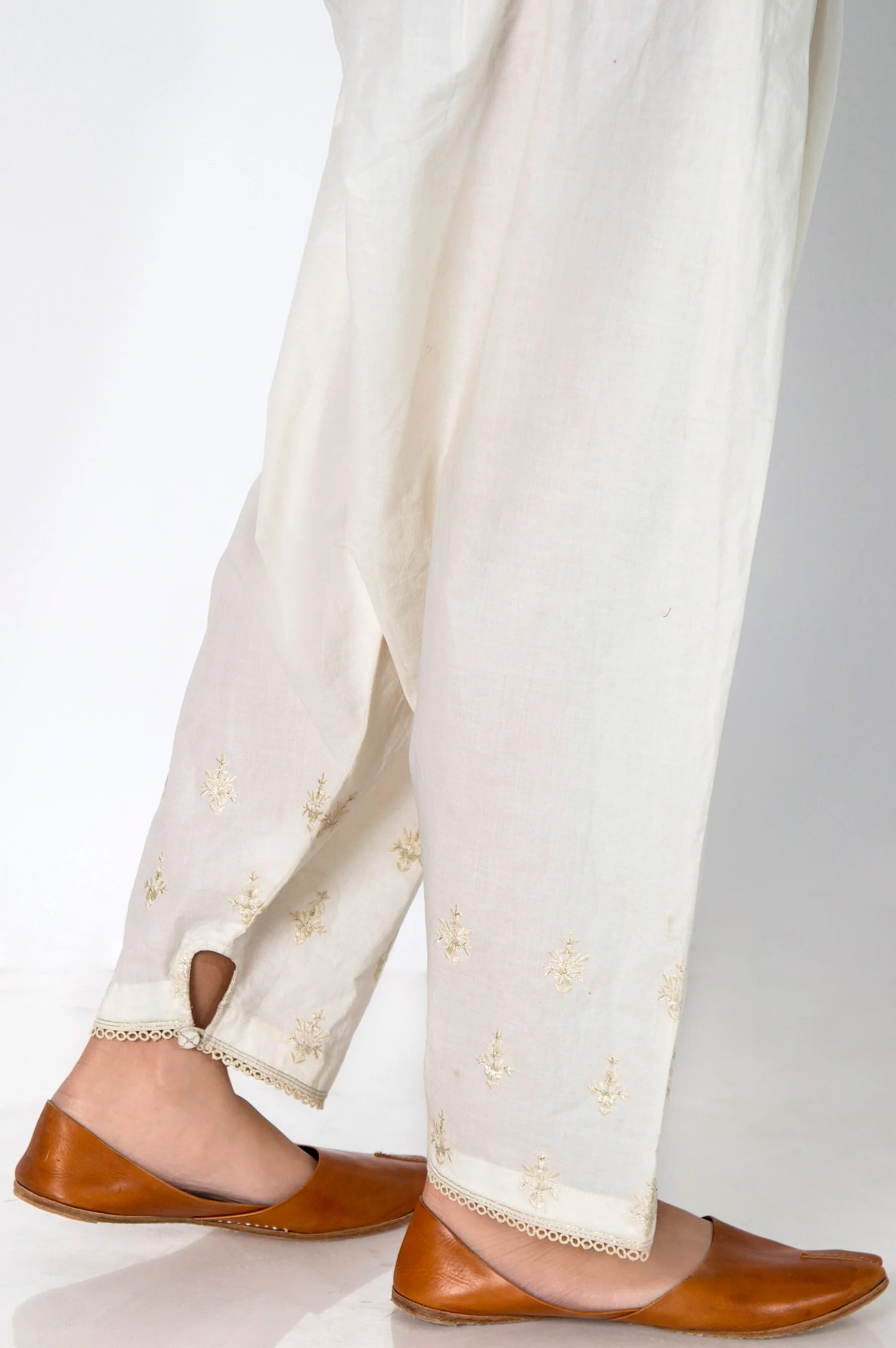 Embroidered Cambric Shalwar - Off-White - Image 2
