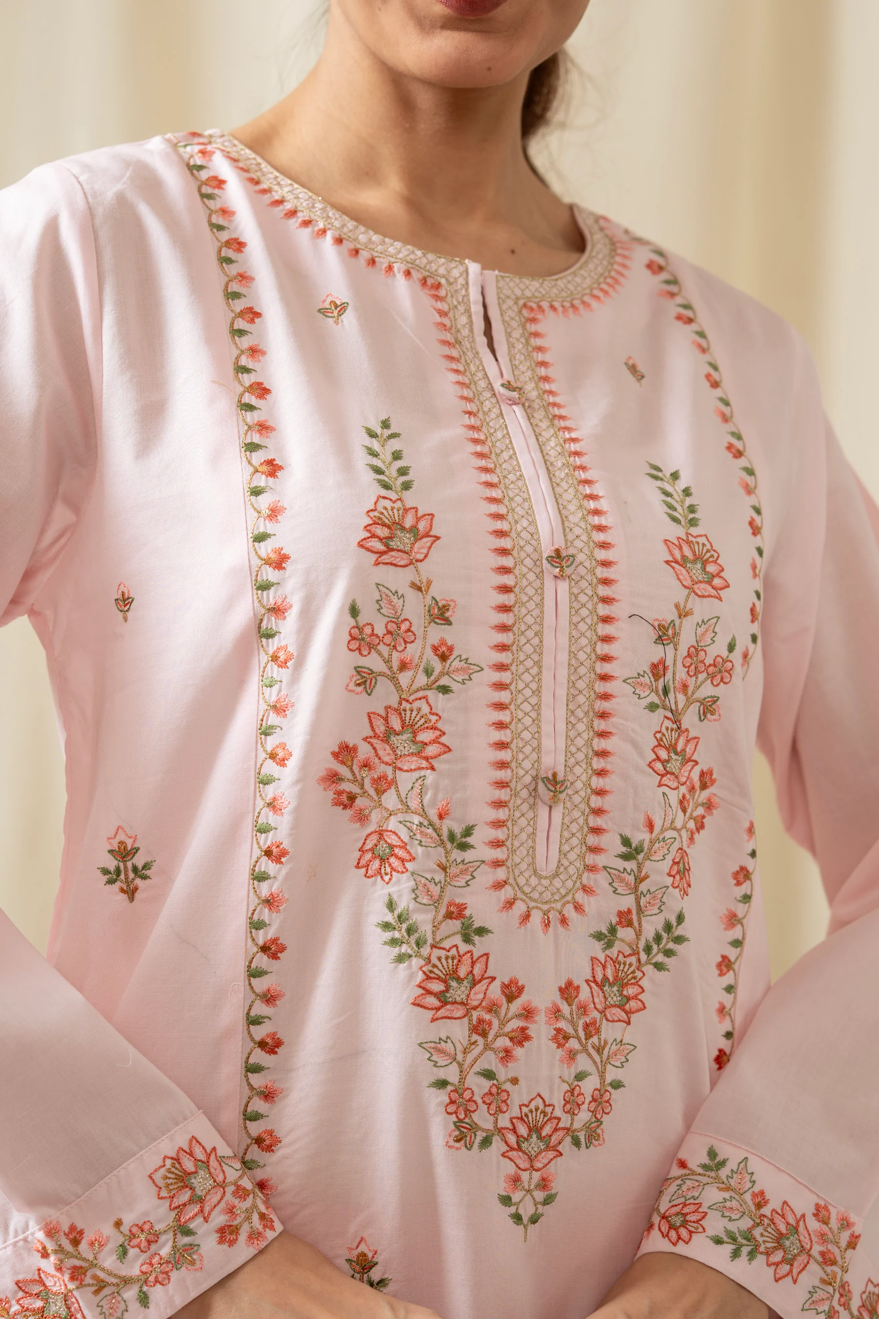 EMBROIDERED CAMBRIC STITCHED 2 PIECE SUIT - Image 2