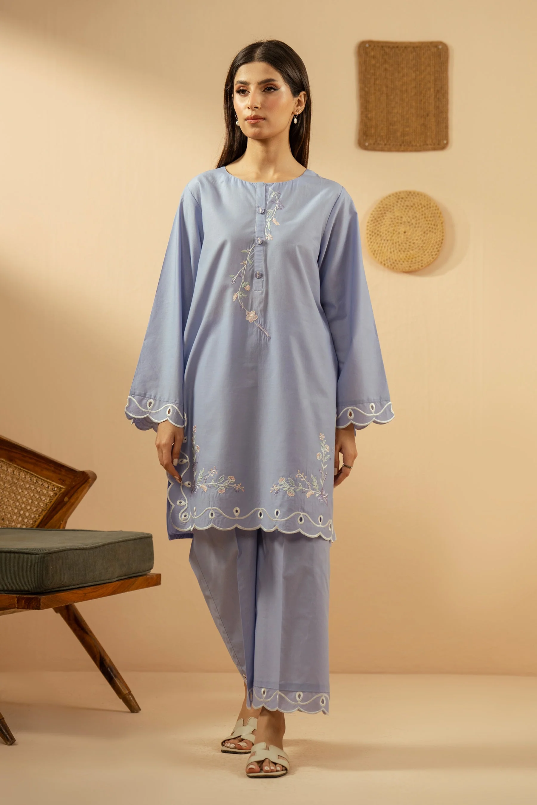EMBROIDERED CAMBRIC STITCHED 2 PIECE SUIT (FACTORY E-OUTLET)