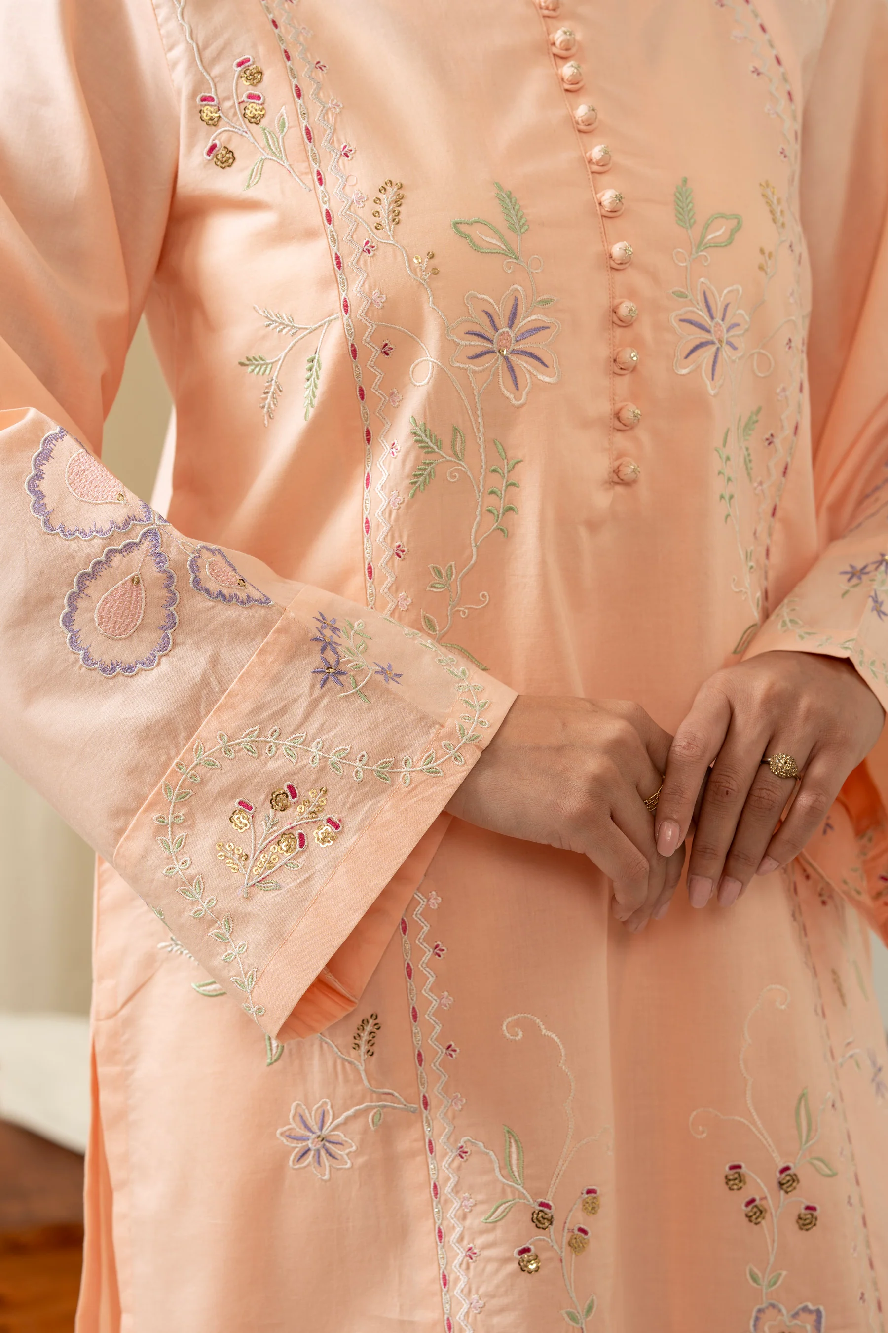 EMBROIDERED CAMBRIC STITCHED 2 PIECE SUIT - Image 3