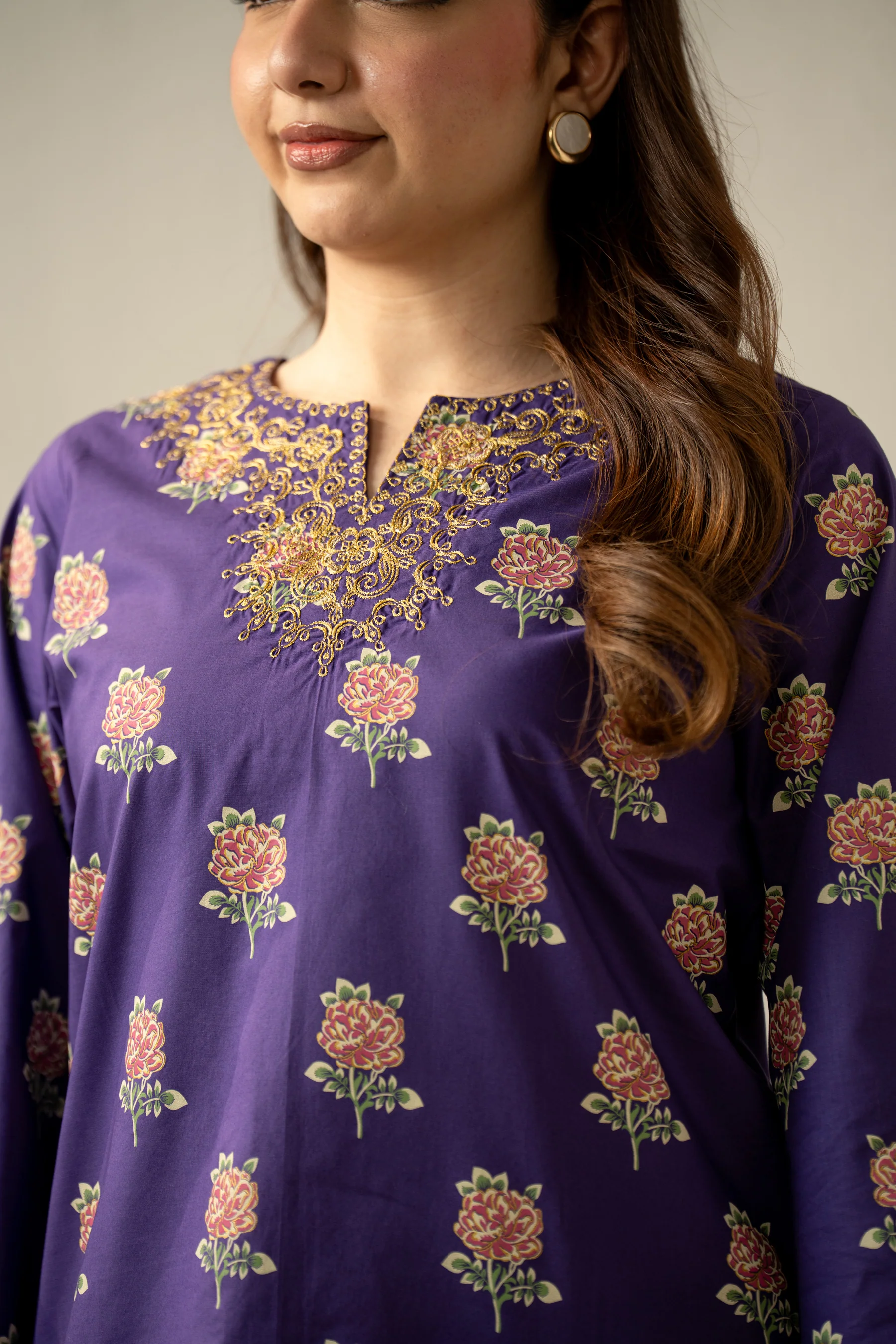 EMBROIDERED CAMBRIC STITCHED 2 PIECE SUIT - Image 2