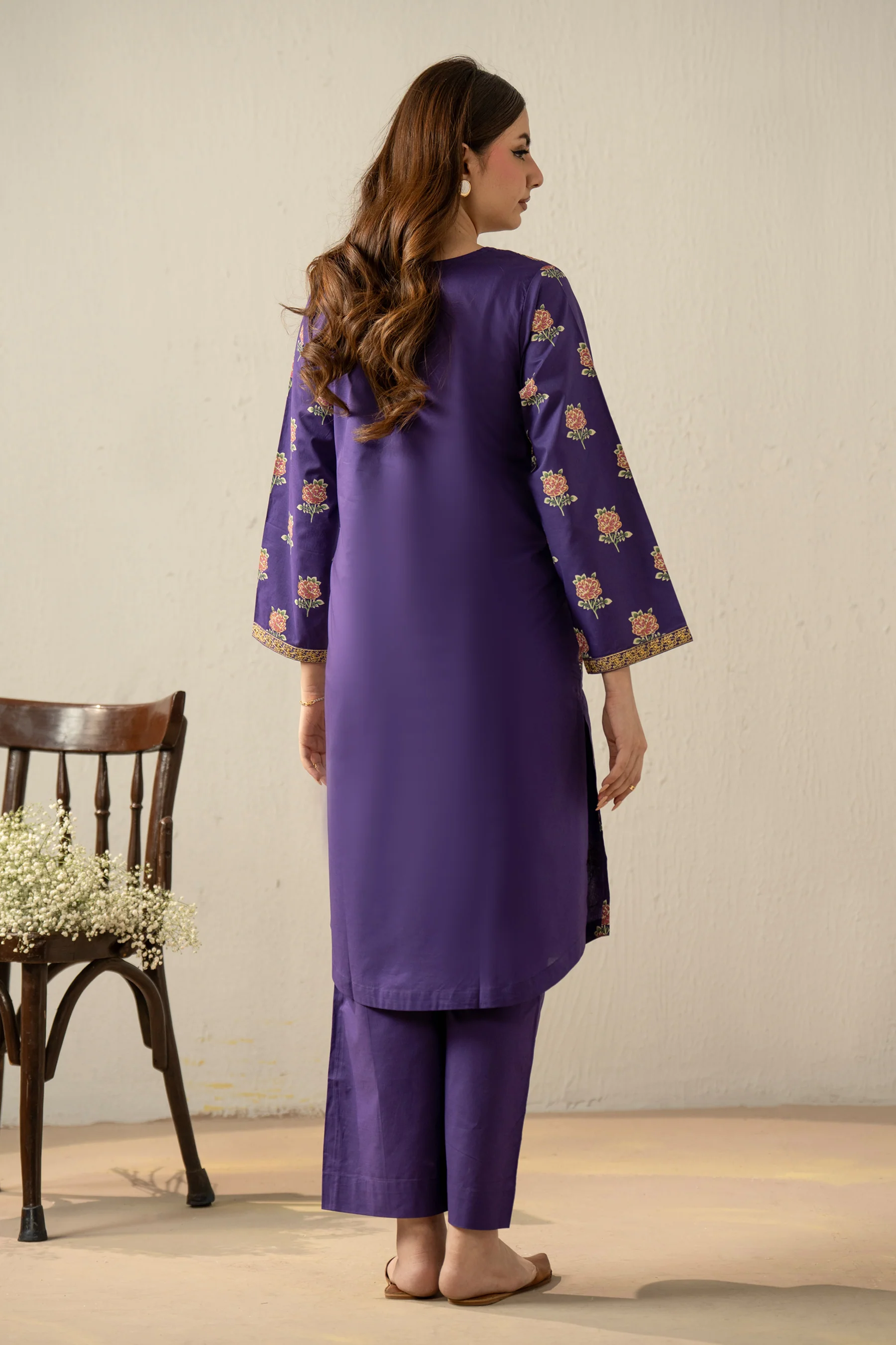EMBROIDERED CAMBRIC STITCHED 2 PIECE SUIT - Image 3