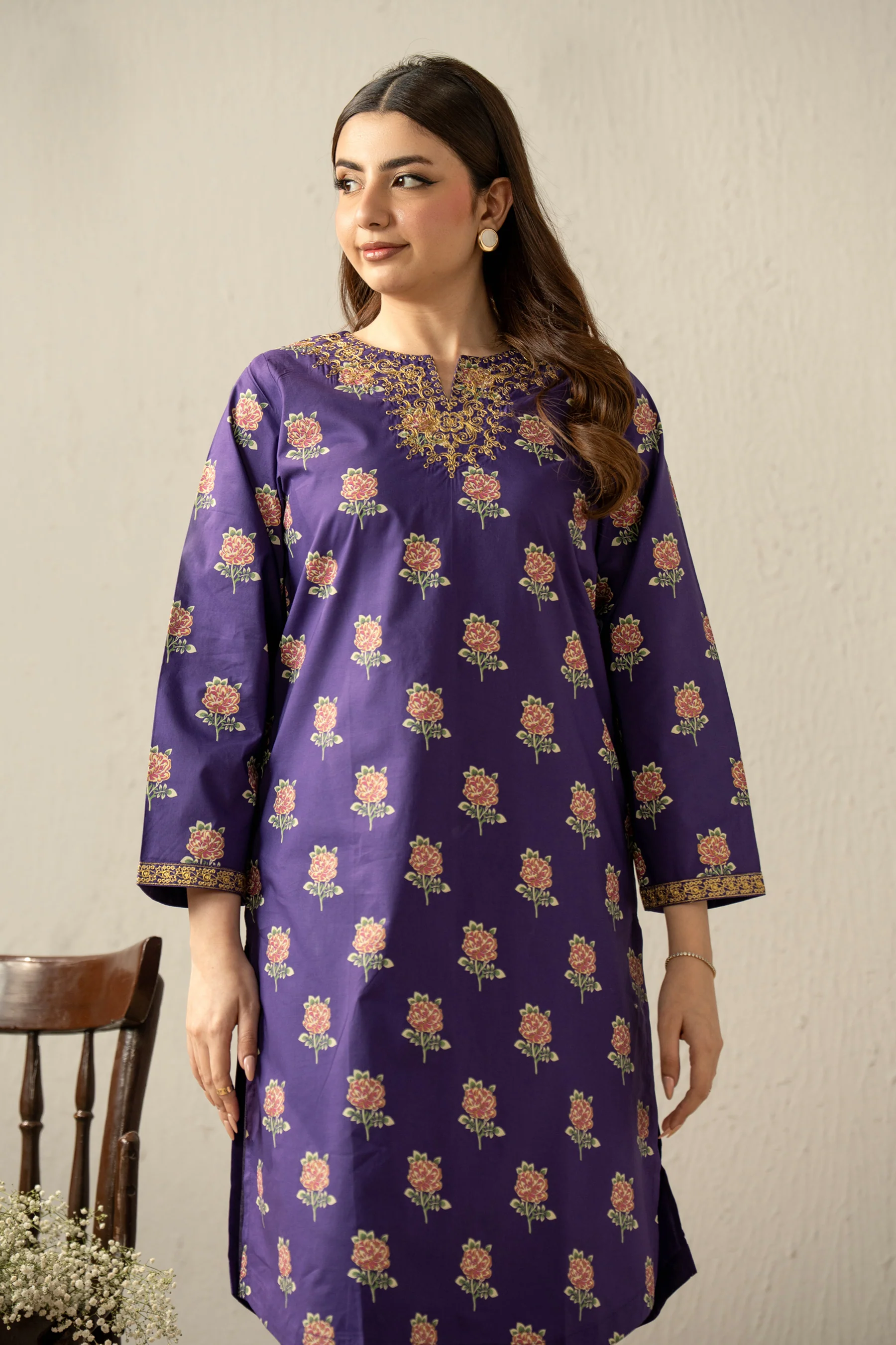 EMBROIDERED CAMBRIC STITCHED 2 PIECE SUIT - Image 5