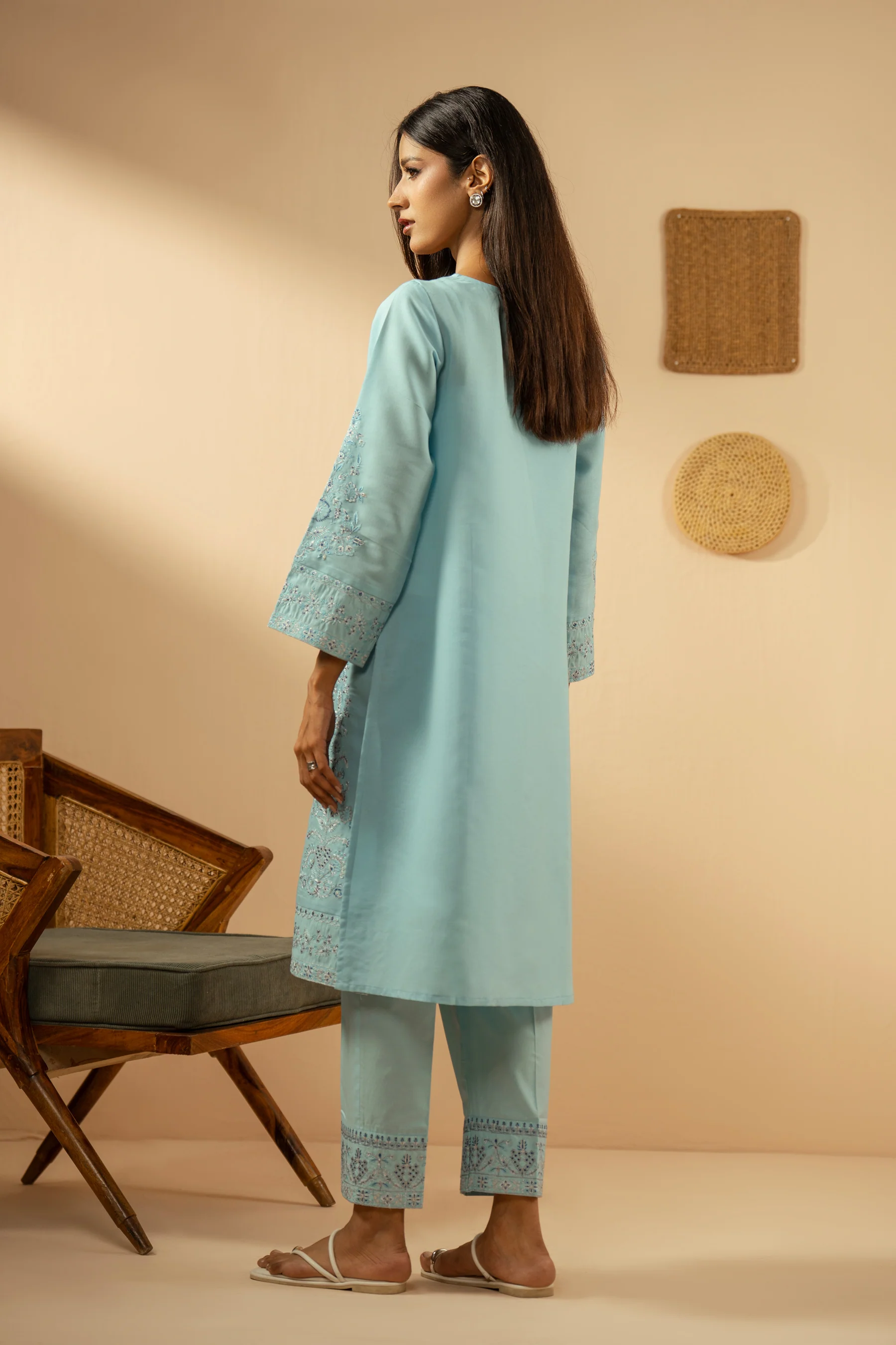 EMBROIDERED CAMBRIC ZARI STITCHED 2 PIECE SUIT - Image 9