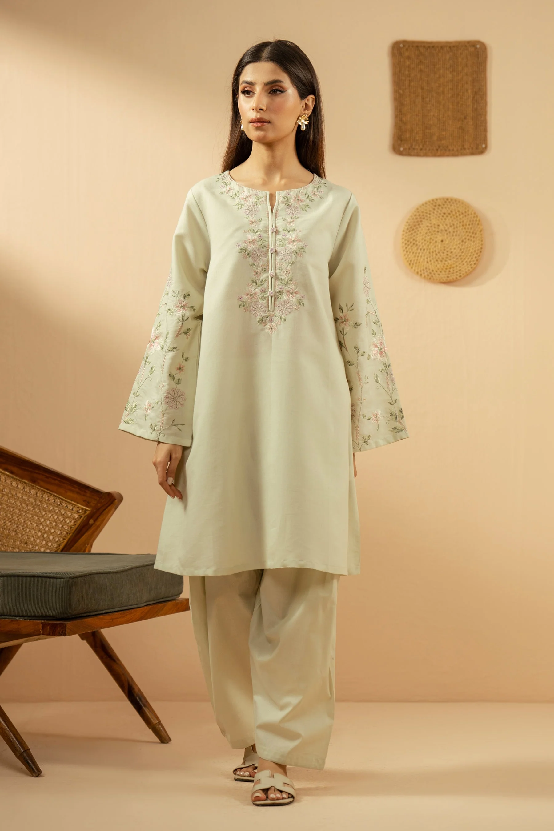 EMBROIDERED CAMBRIC ZARI STITCHED 2 PIECE SUIT (FACTORY E-OUTLET) - Image 5