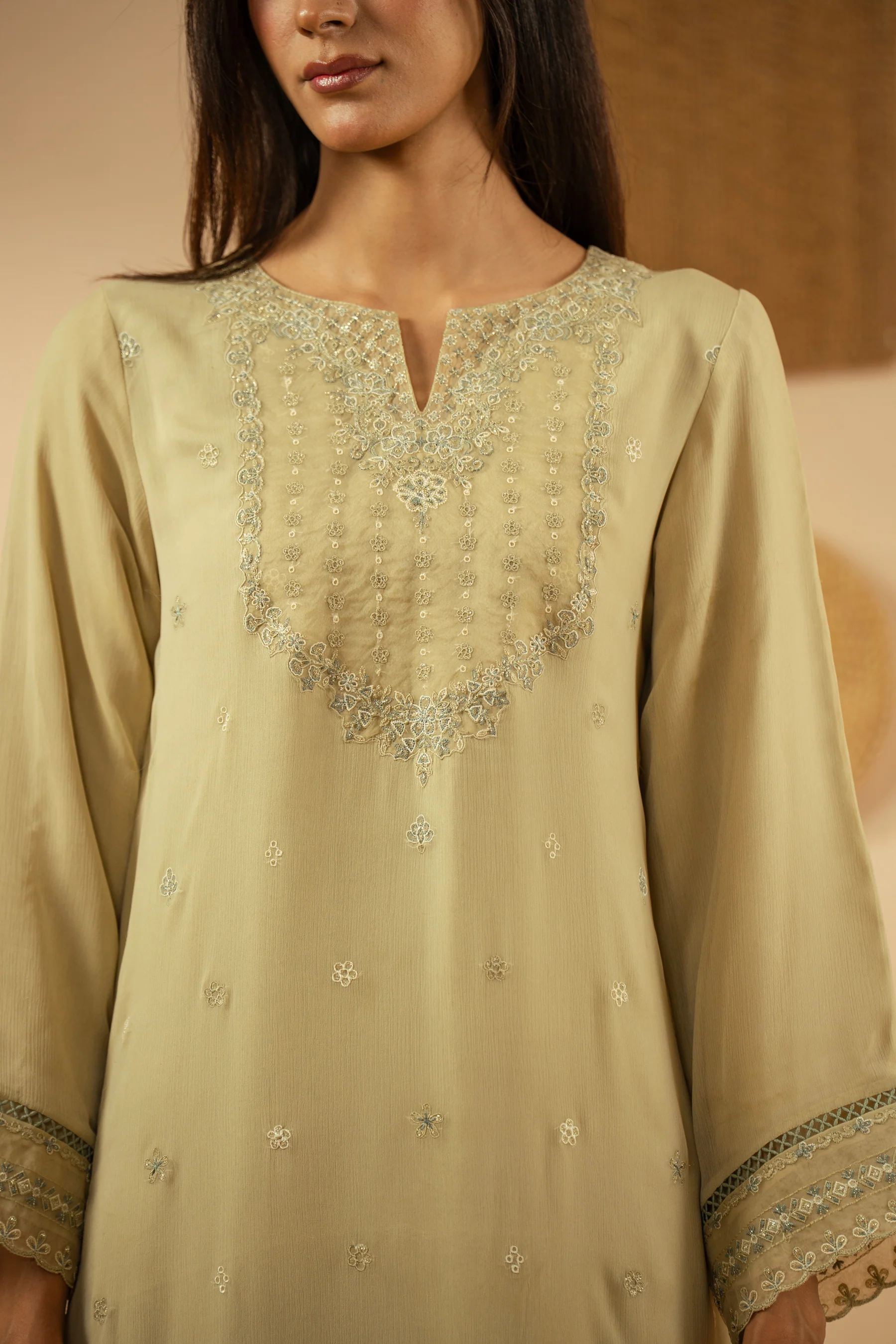 EMBROIDERED CHIFFON UNSTITCHED 3 PIECE SUIT - Image 2