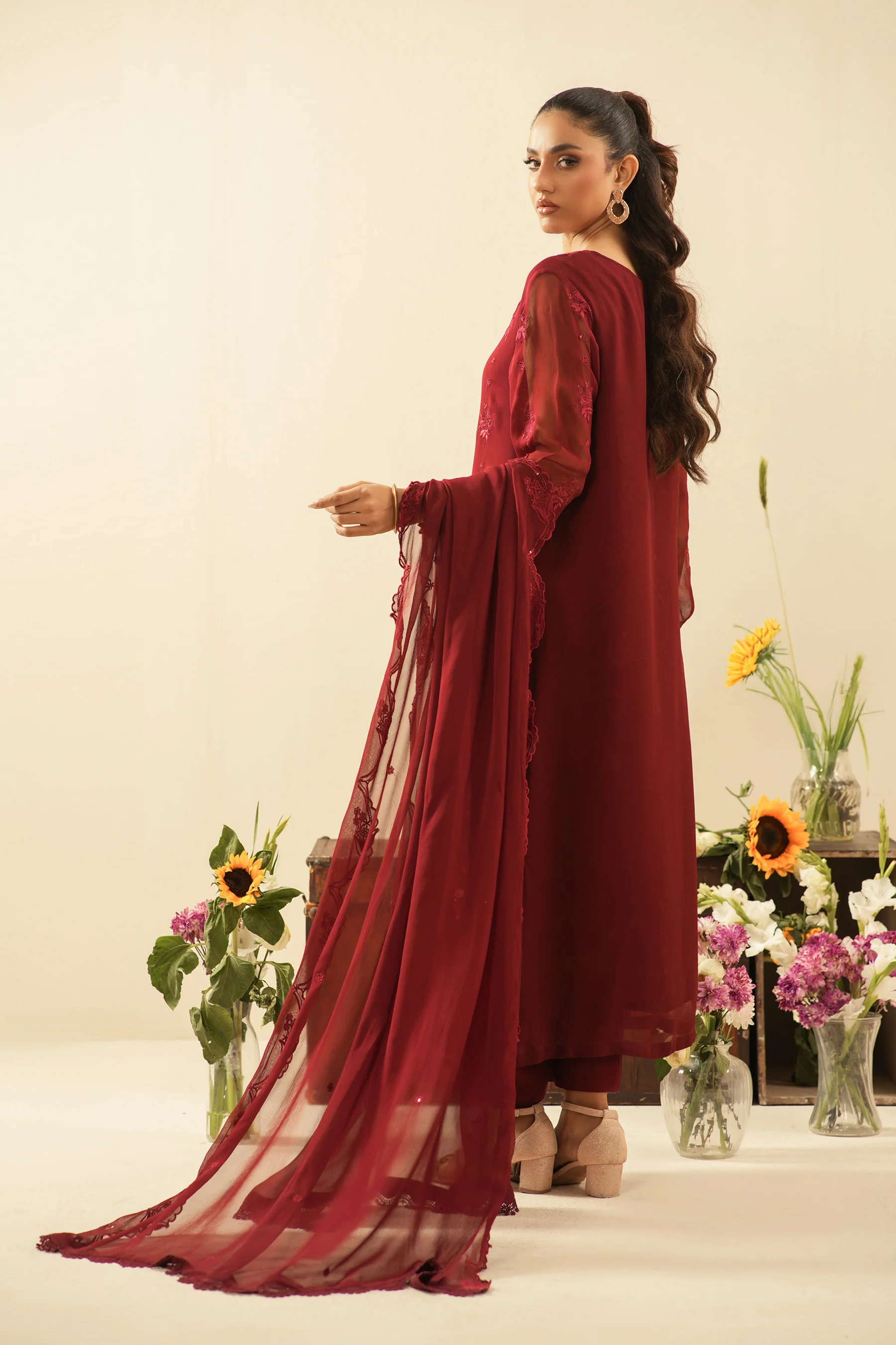 EMBROIDERED CHIFFON UNSTITCHED 3 PIECE SUIT - Image 3