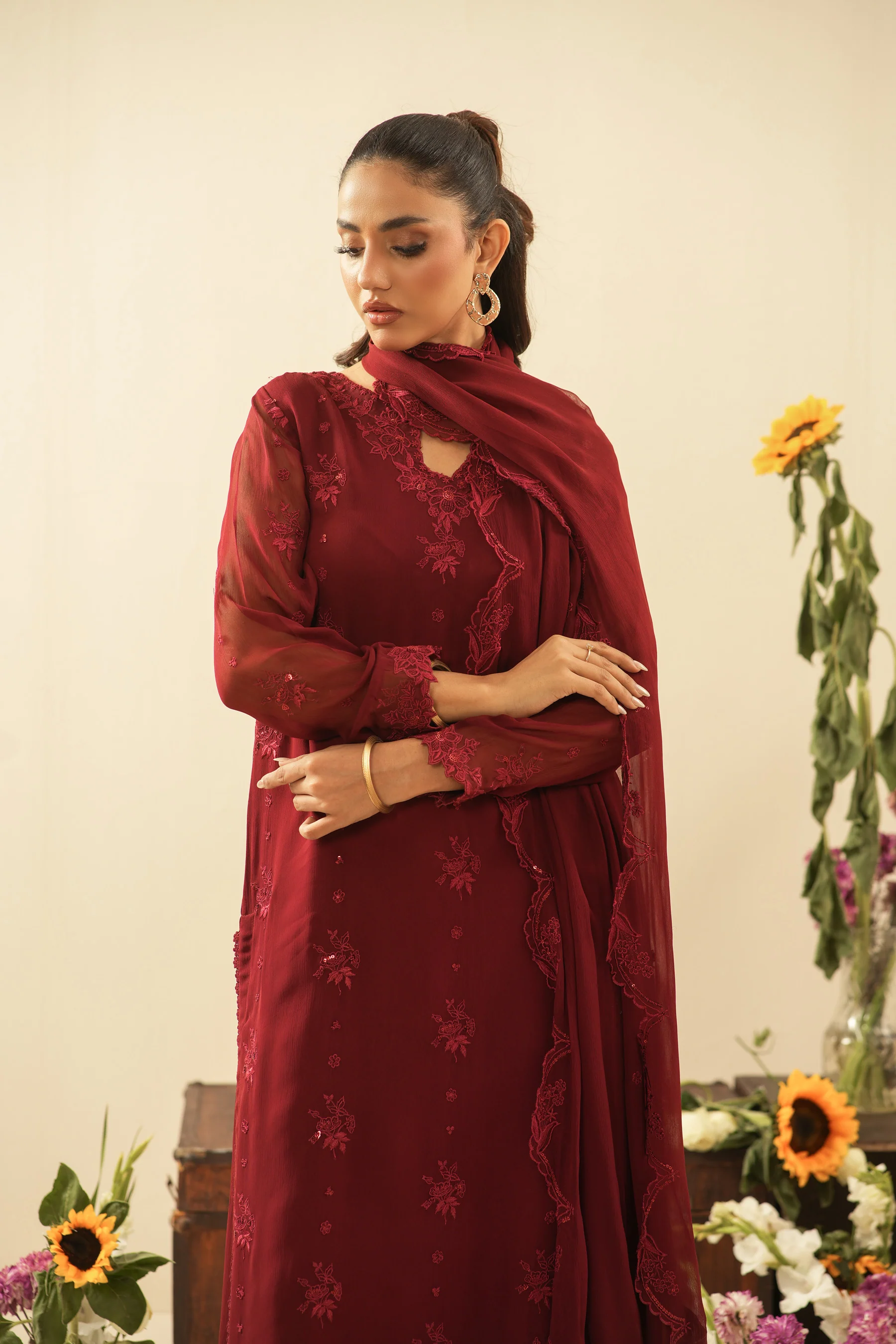 EMBROIDERED CHIFFON UNSTITCHED 3 PIECE SUIT - Image 7