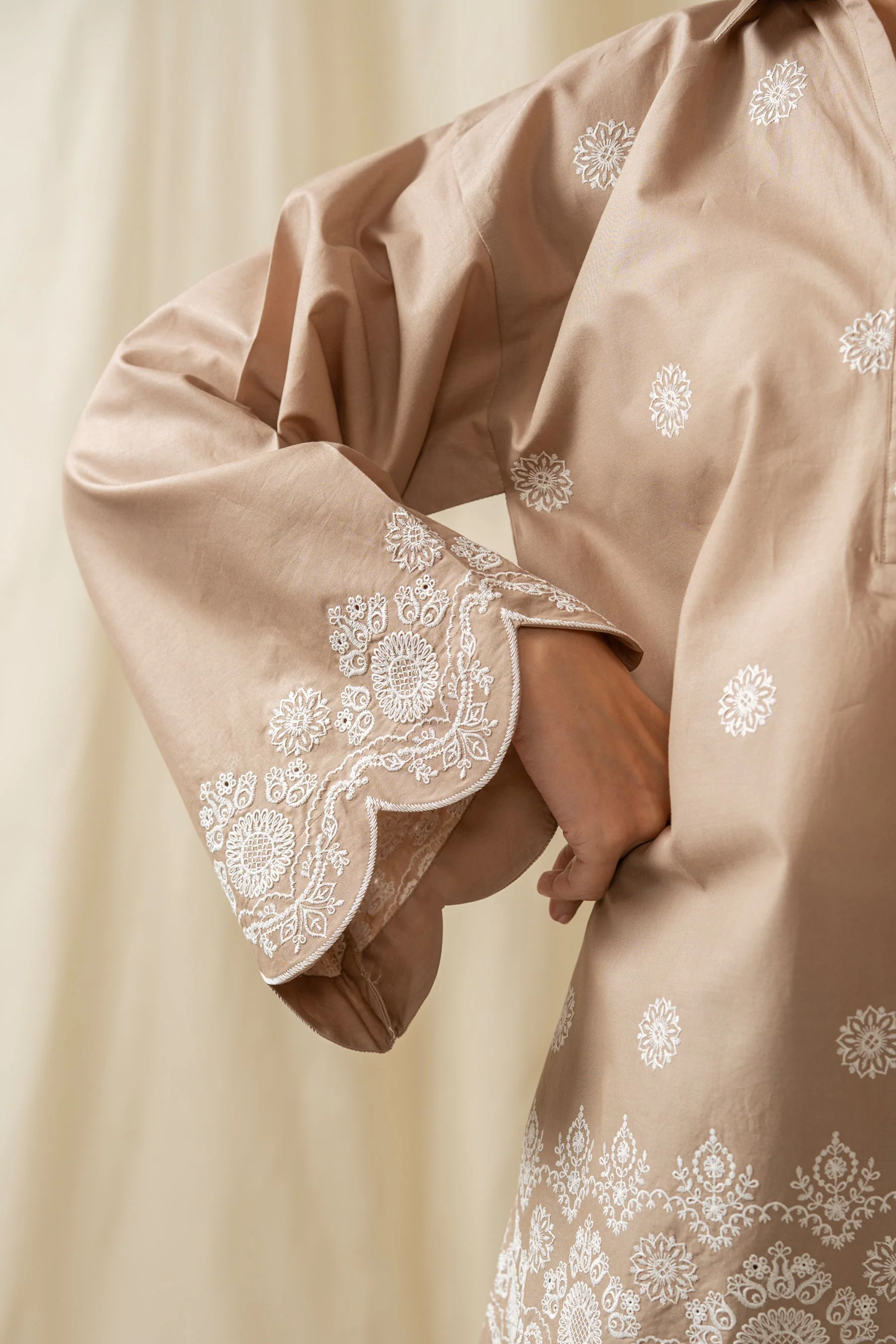 EMBROIDERED CHIKANKARI CAMBRIC STITCHED 1 PIECE SHIRT (FACTORY E-OUTLET) - Image 7
