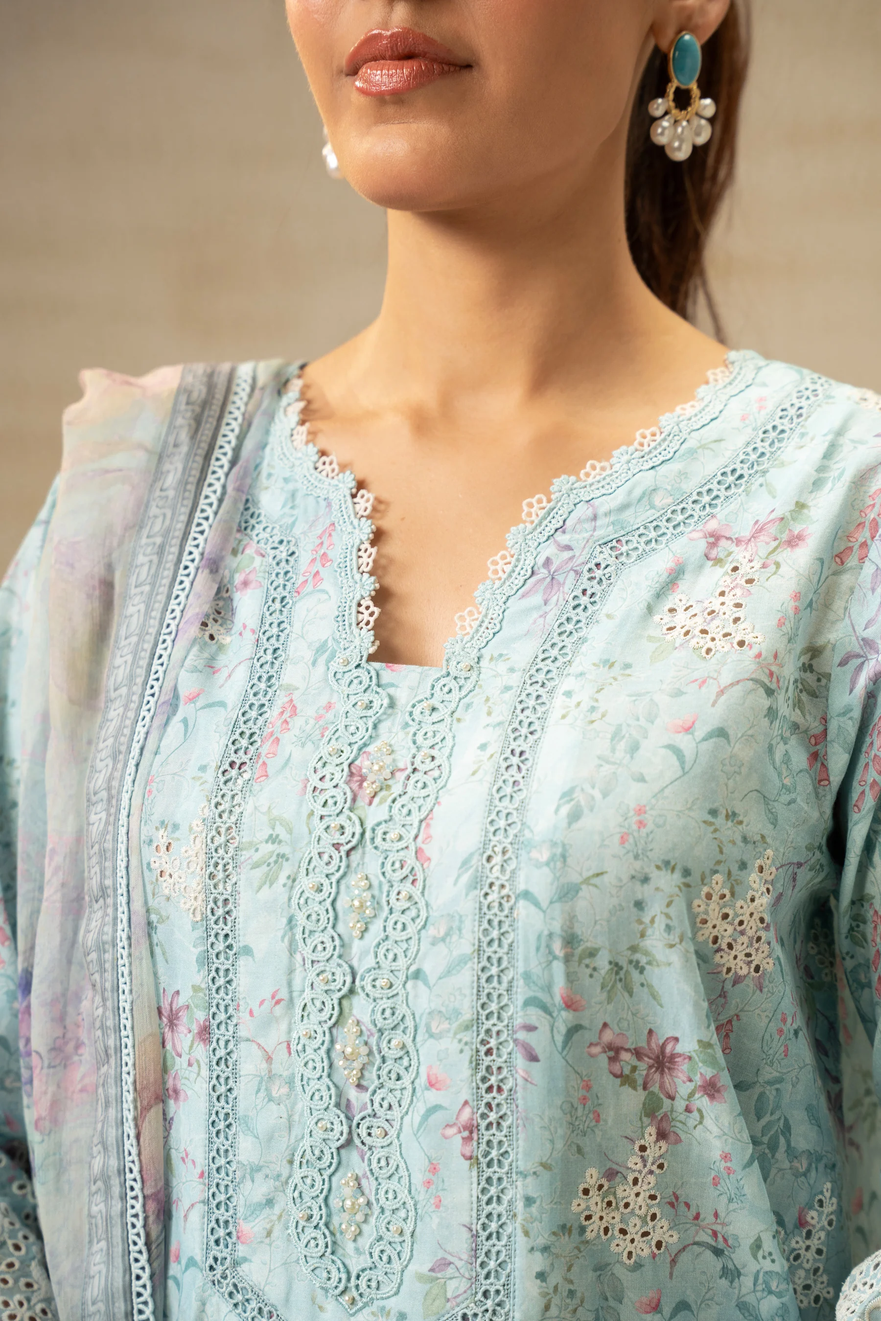 EMBROIDERED CHIKANKARI UNSTITCHED 3 PIECE SUIT - Image 2
