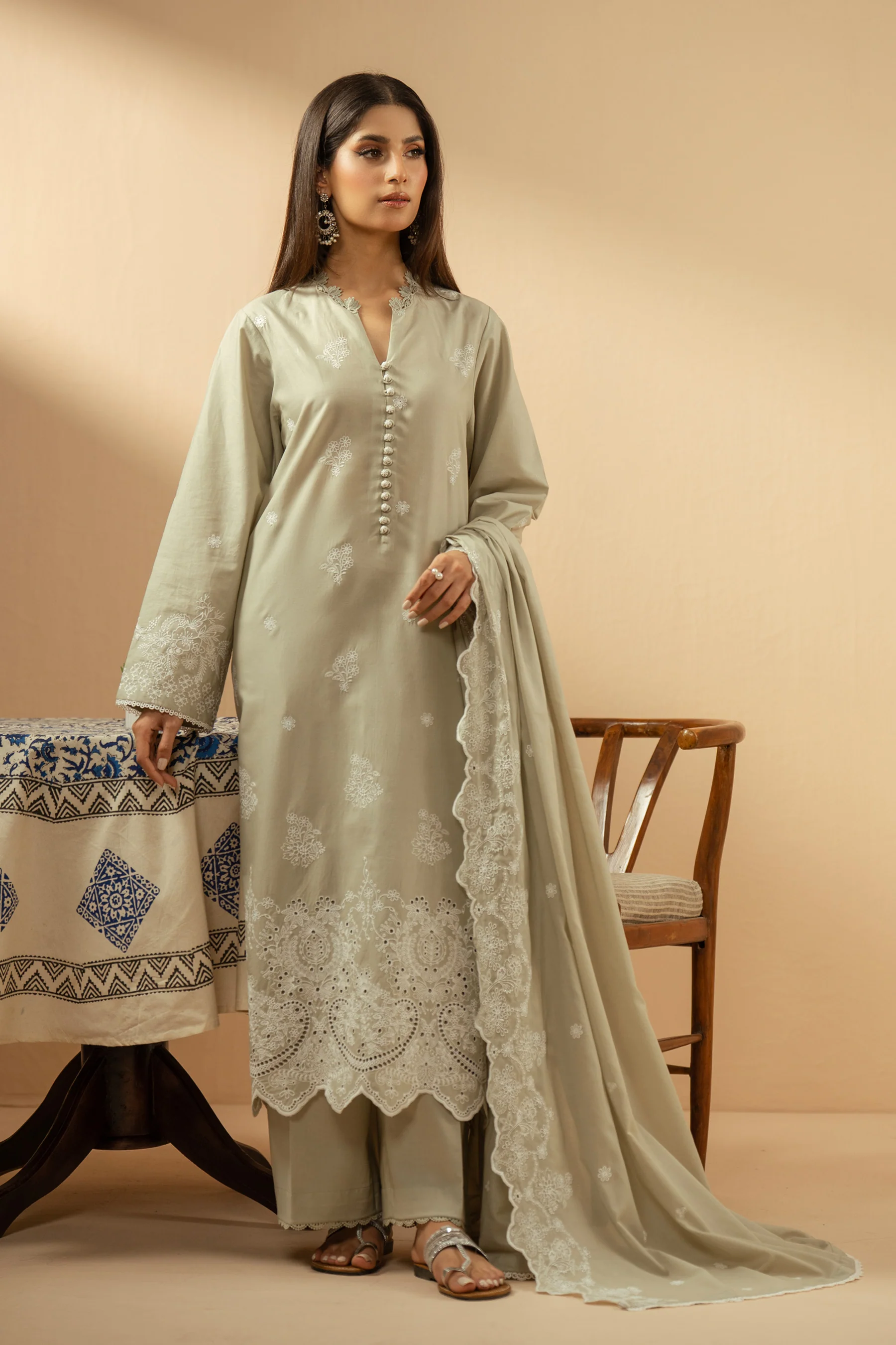 EMBROIDERED CHIKANKARI UNSTITCHED 3 PIECE SUIT - Image 4