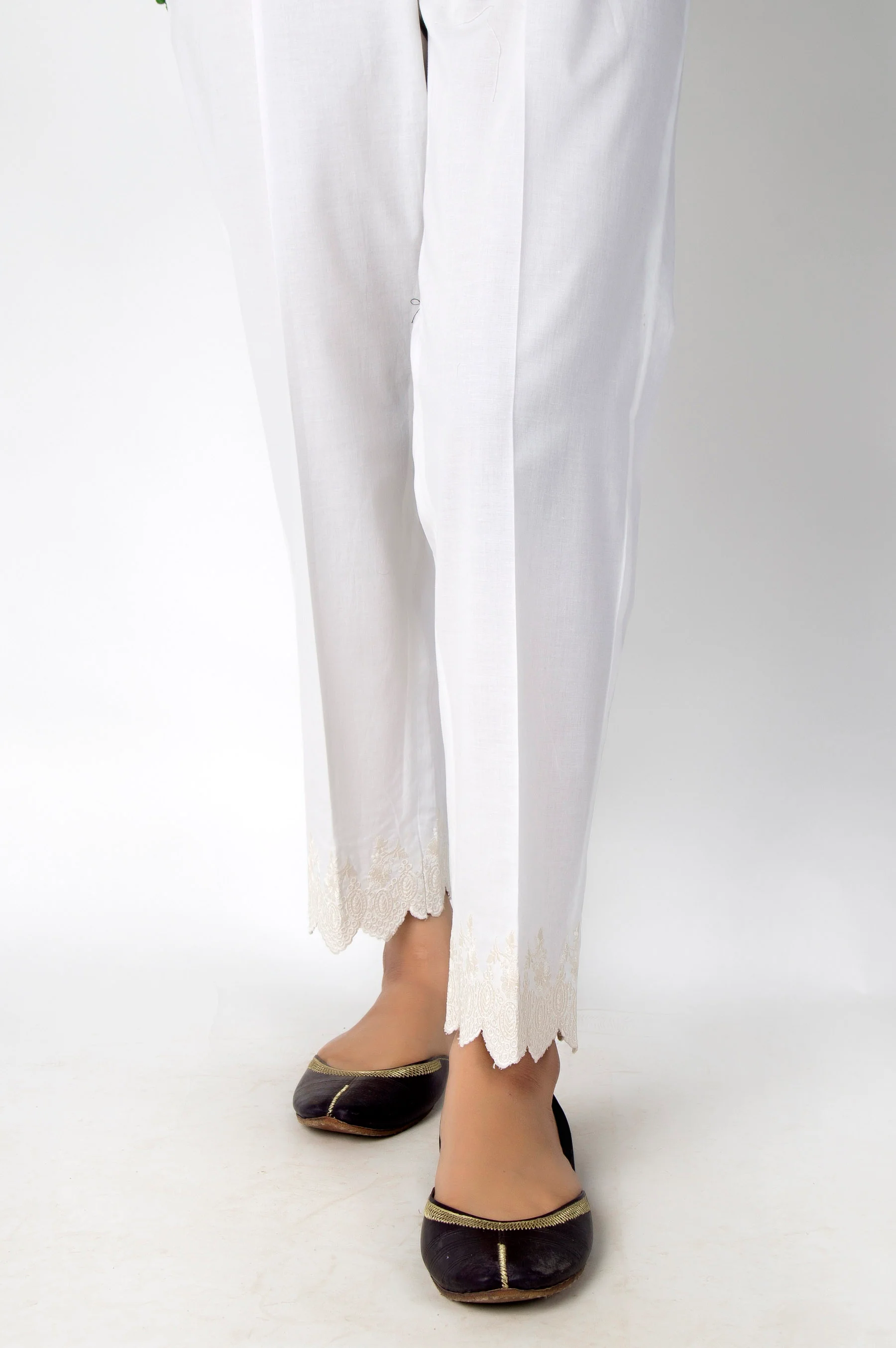 Embroidered Cambric Pants - Off White - Image 5