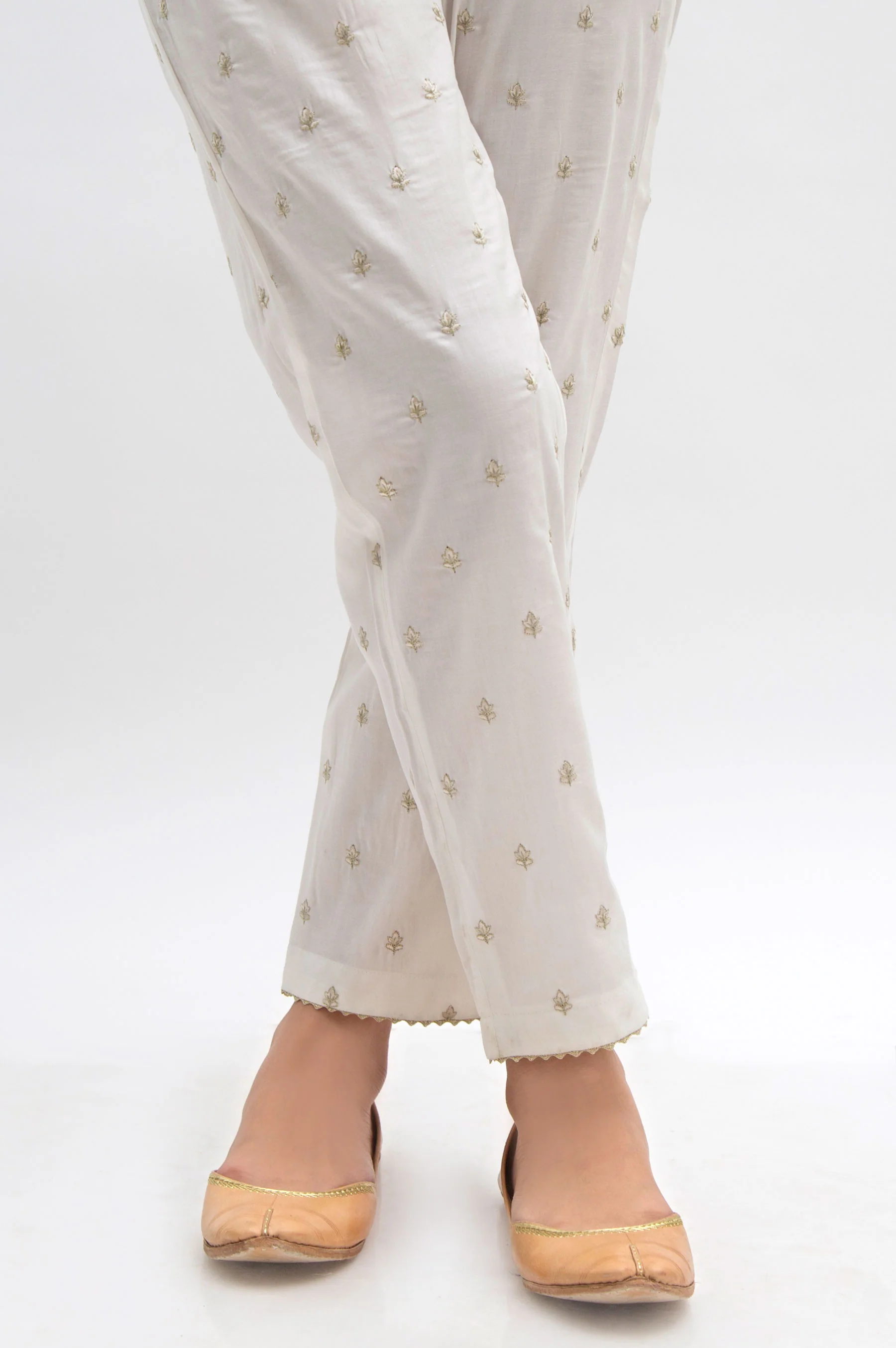 Embroidered Cambric Cigarette Pants - White - Image 3