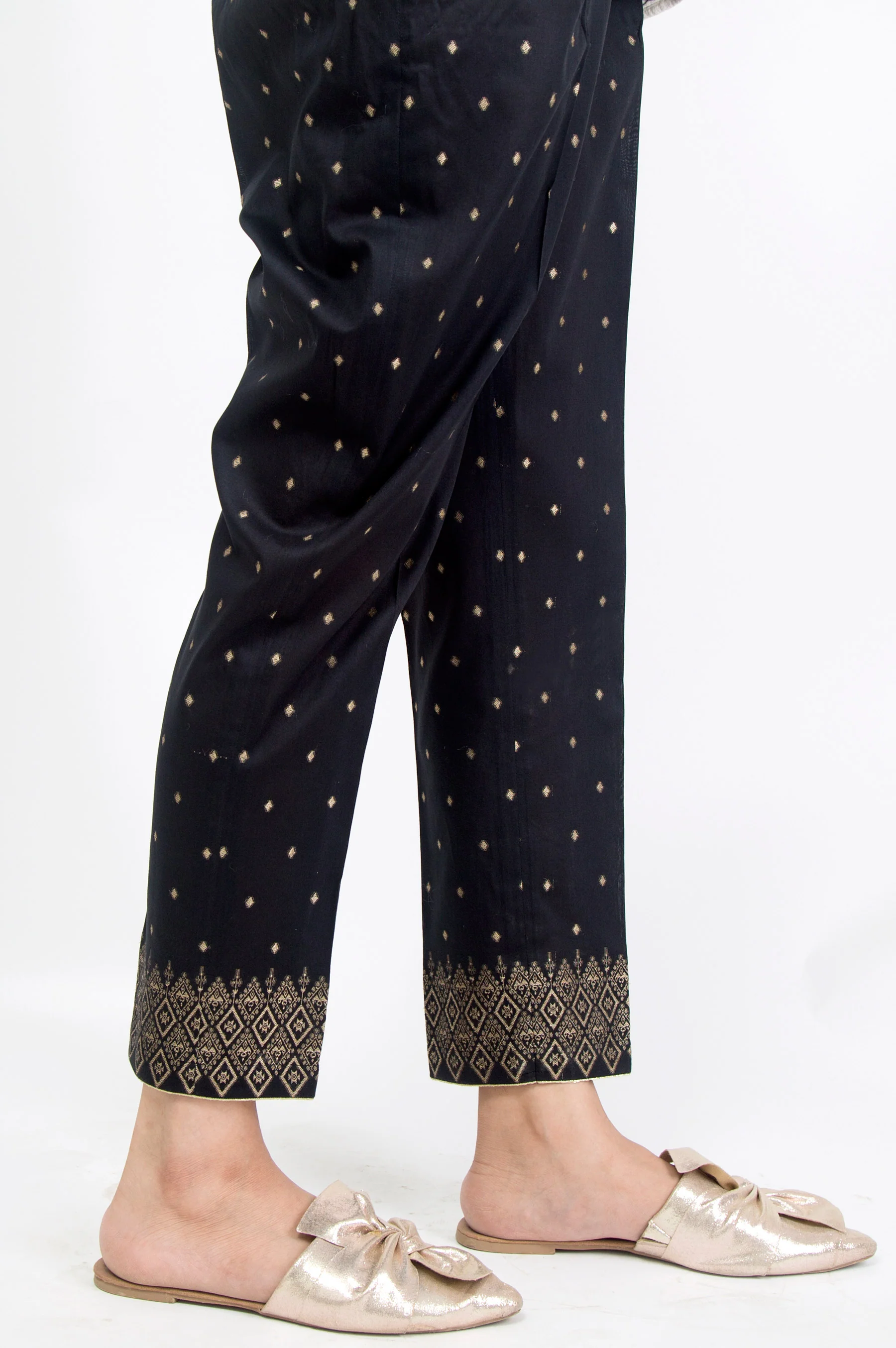 Jacquard Embroidered Cigarette Pants - Image 3