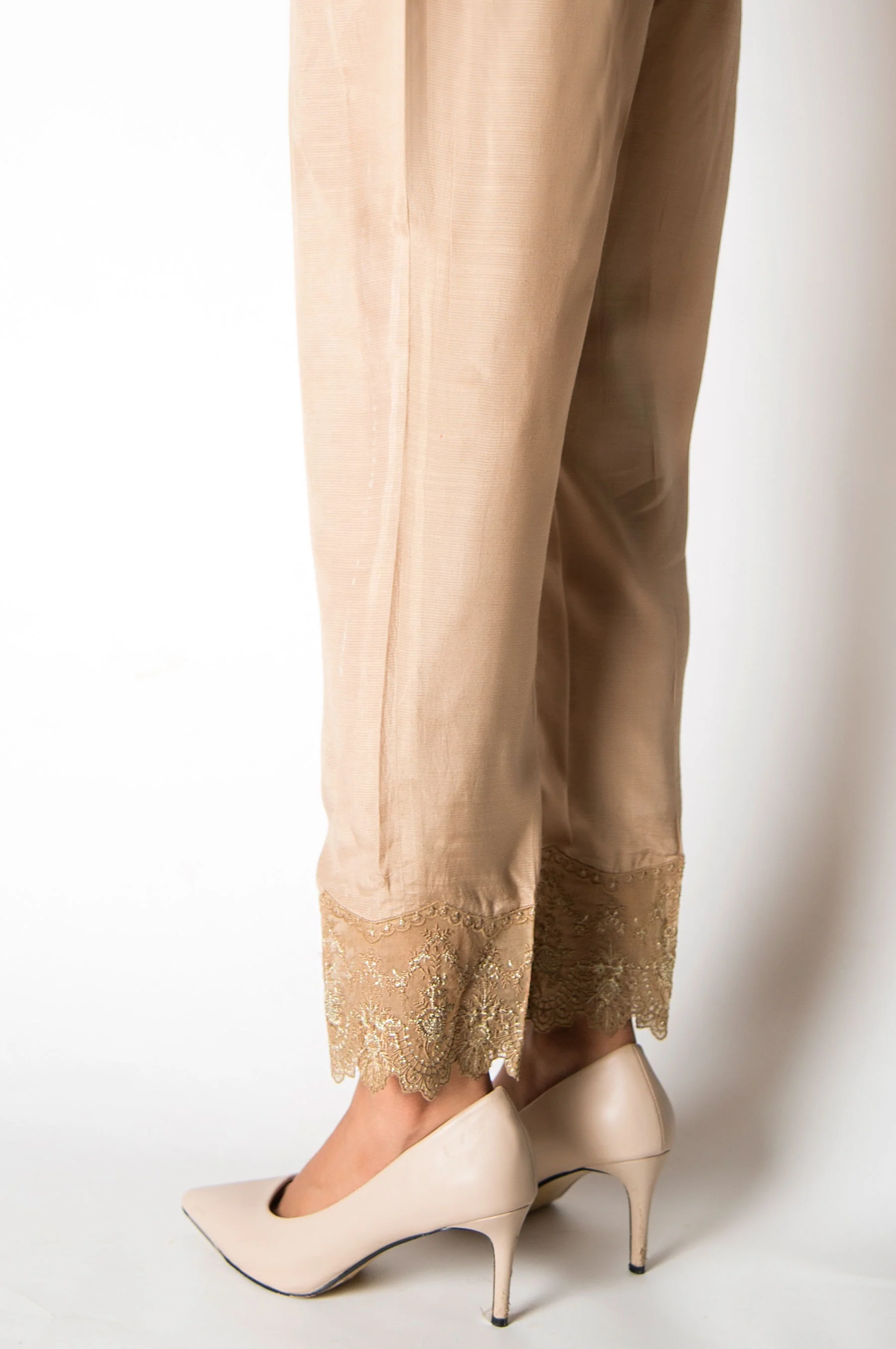 Embroidered cigarette Pants - Beige - Image 4