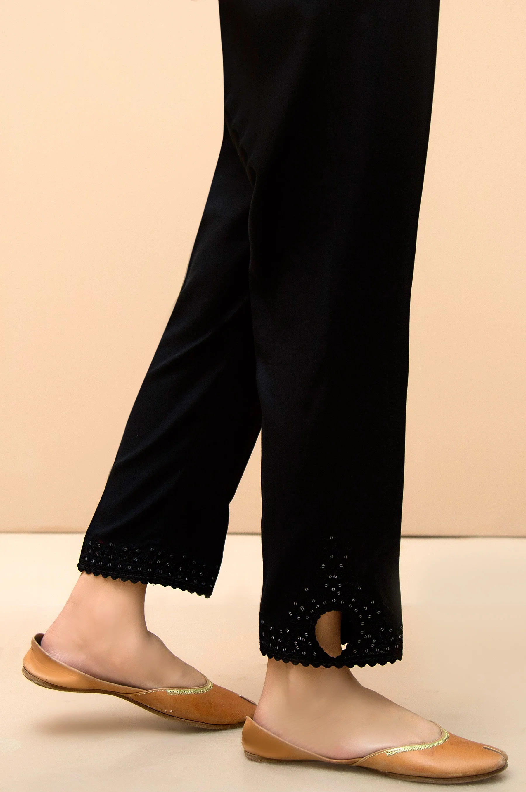 Embroidered Cotton Satin Cigarette Pant - Black - Image 4