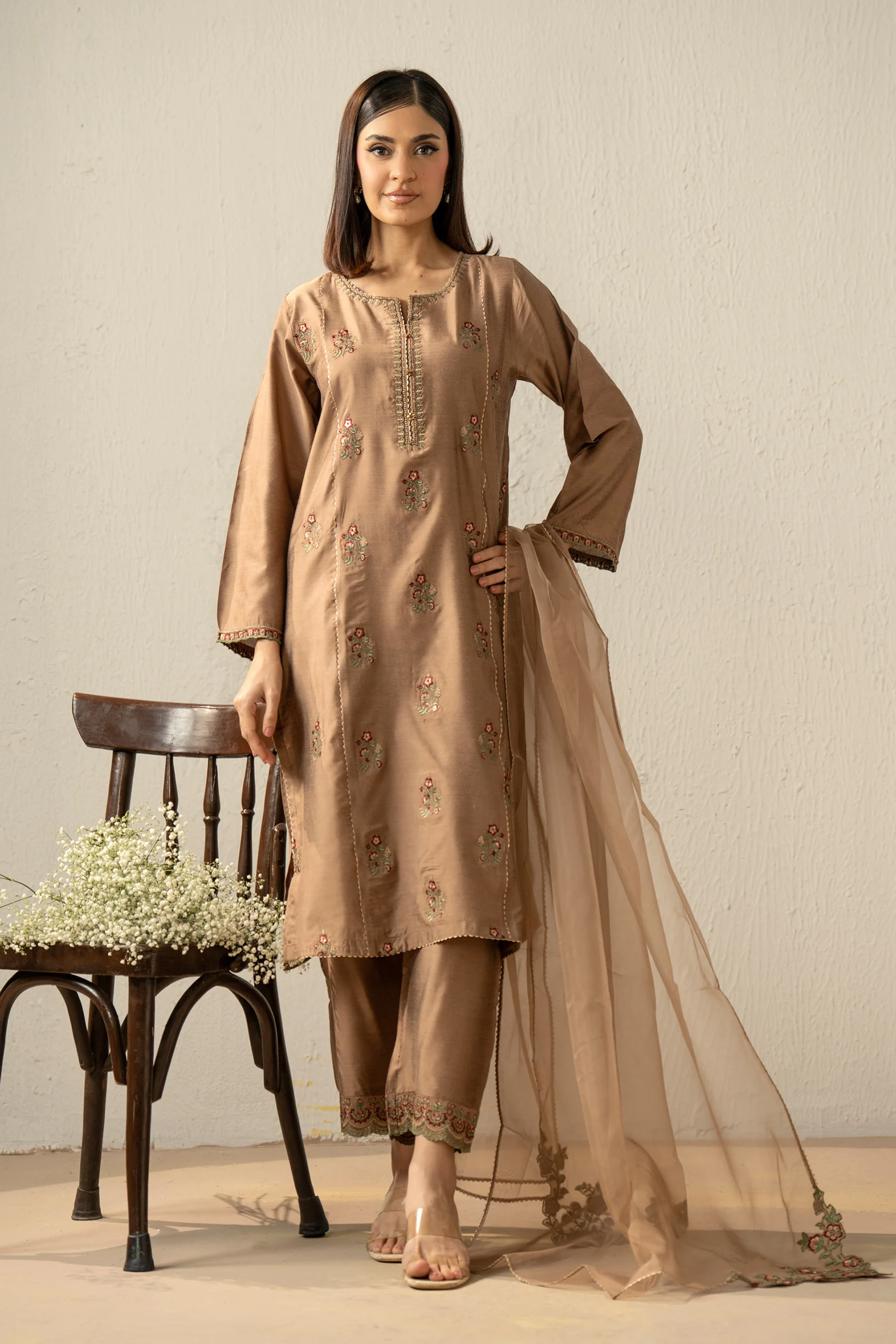 EMBROIDERED COTTON SILK STITCHED 3 PIECE SUIT - Image 5