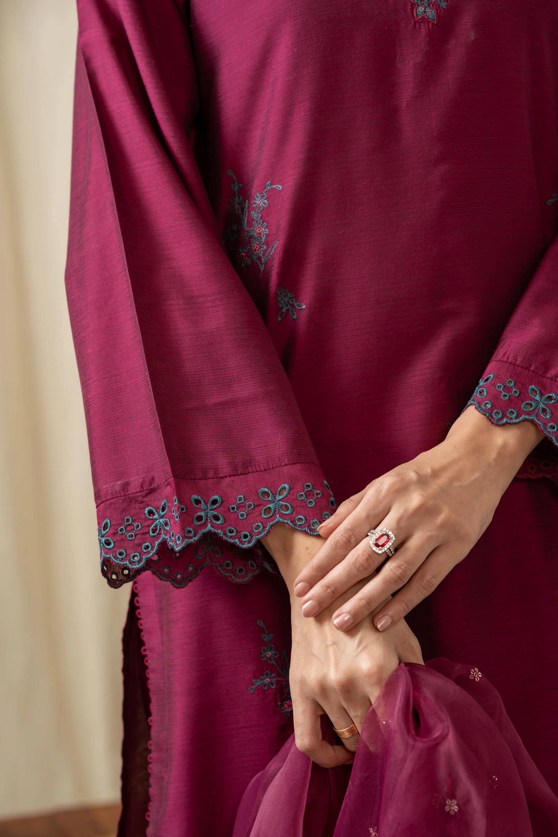 EMBROIDERED COTTON SILK STITCHED 3 PIECE SUIT - Image 5