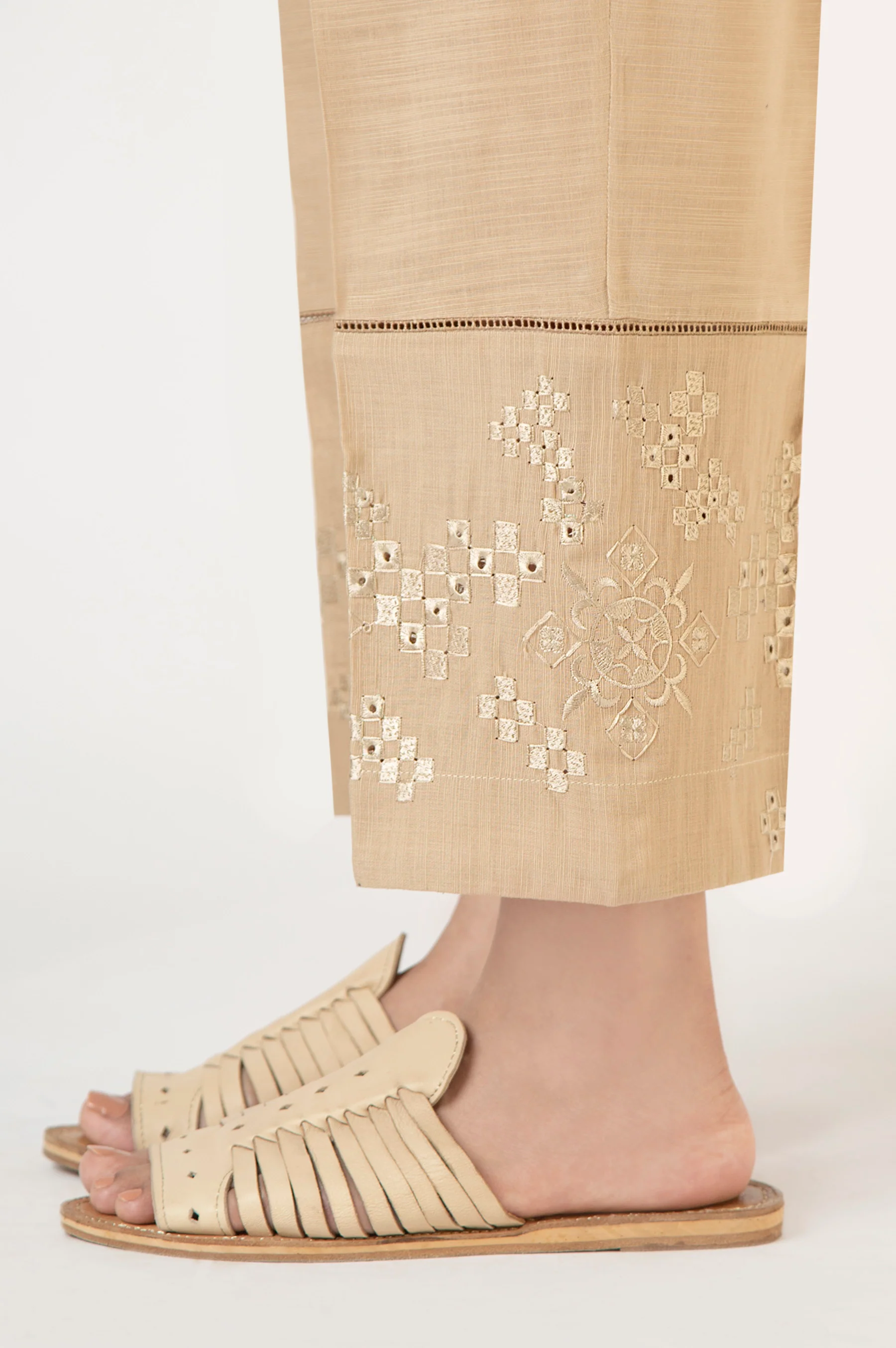 EMBROIDERED PANTS - Image 3