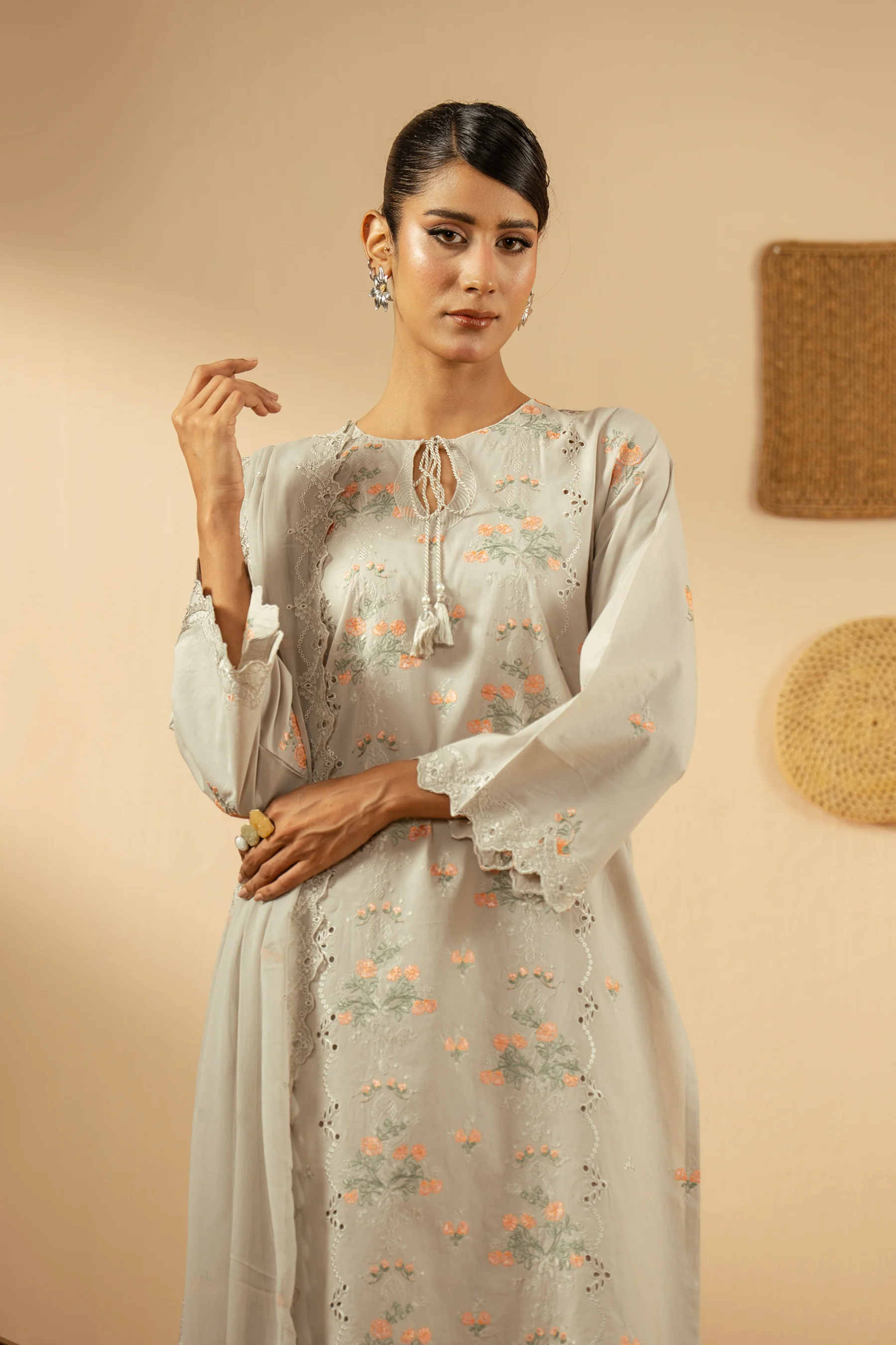 EMBROIDERED LAWN STITCHED 3 PIECE SUIT - Image 3