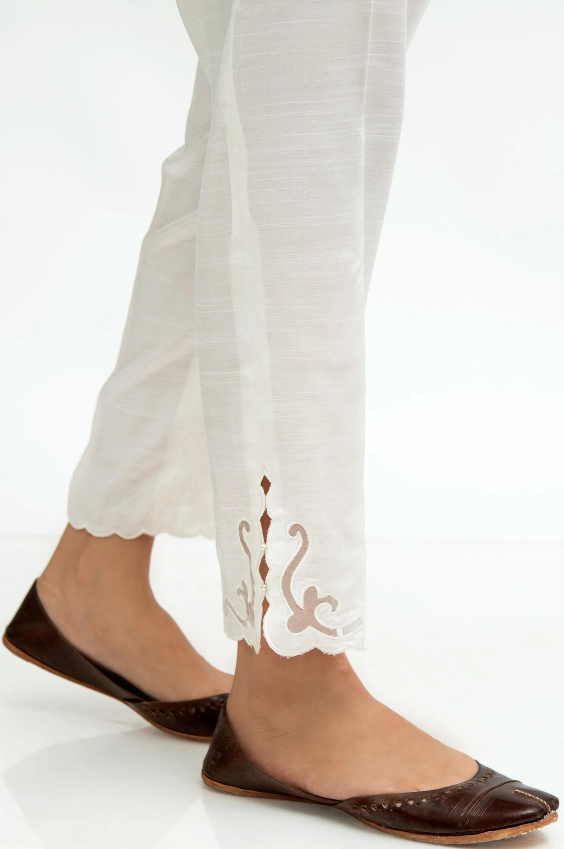 Embroidered Raw Silk Cigarette Pants - Pearl white