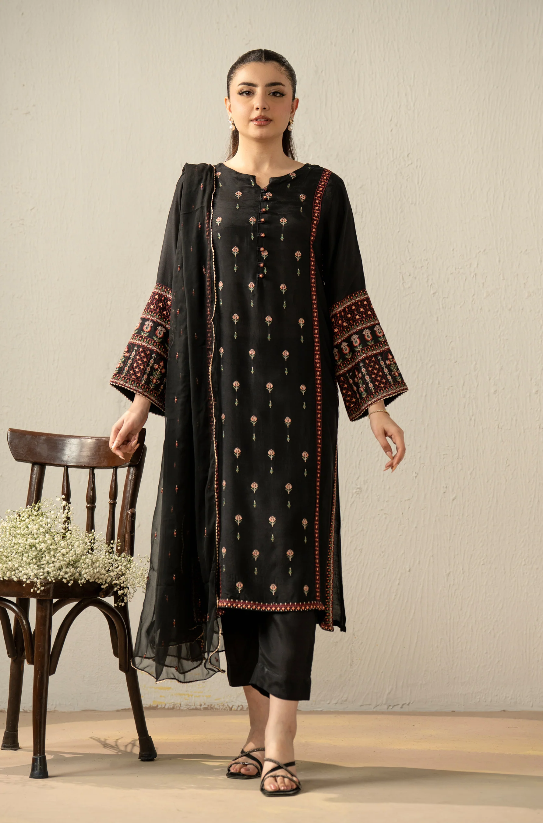 EMBROIDERED RAW SILK STITCHED 3 PIECE SUIT