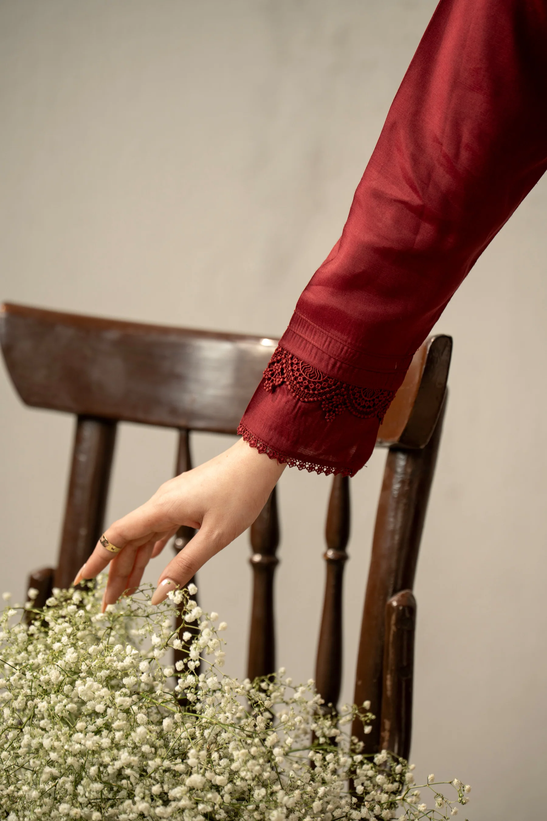 EMBROIDERED RAW SILK STITCHED 3 PIECE SUIT - Image 3