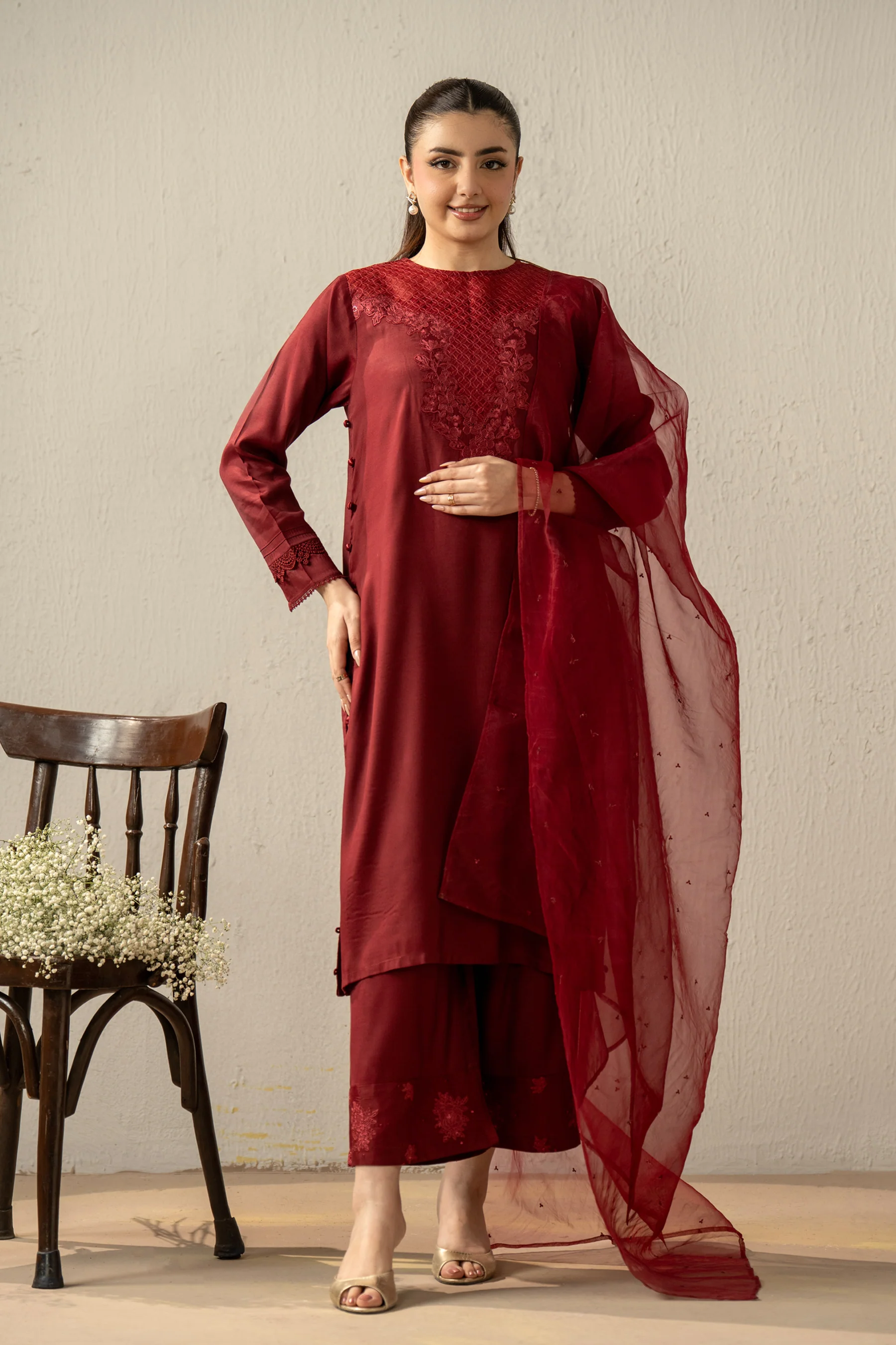 EMBROIDERED RAW SILK STITCHED 3 PIECE SUIT - Image 5