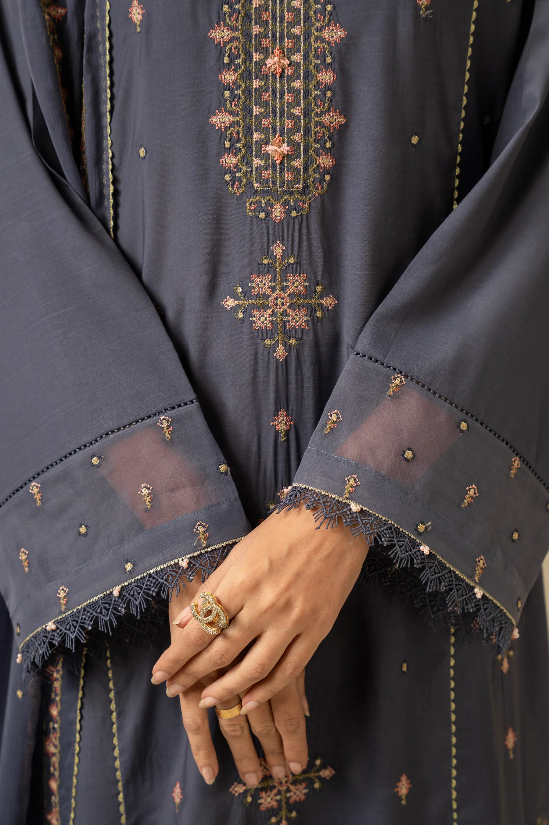 EMBROIDERED RAW SILK UNSTITCHED 3 PIECE SUIT - Image 5
