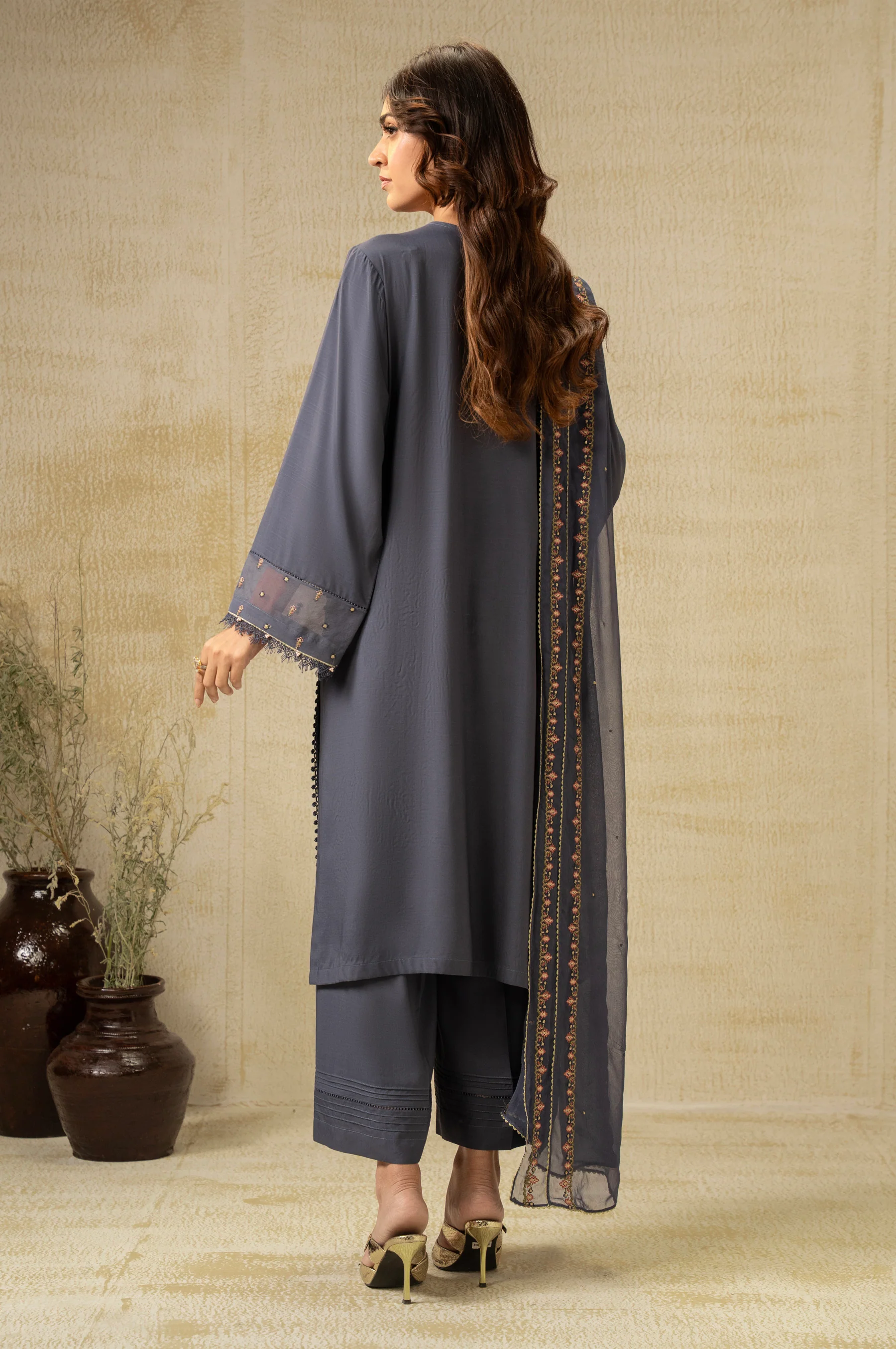 EMBROIDERED RAW SILK UNSTITCHED 3 PIECE SUIT - Image 6