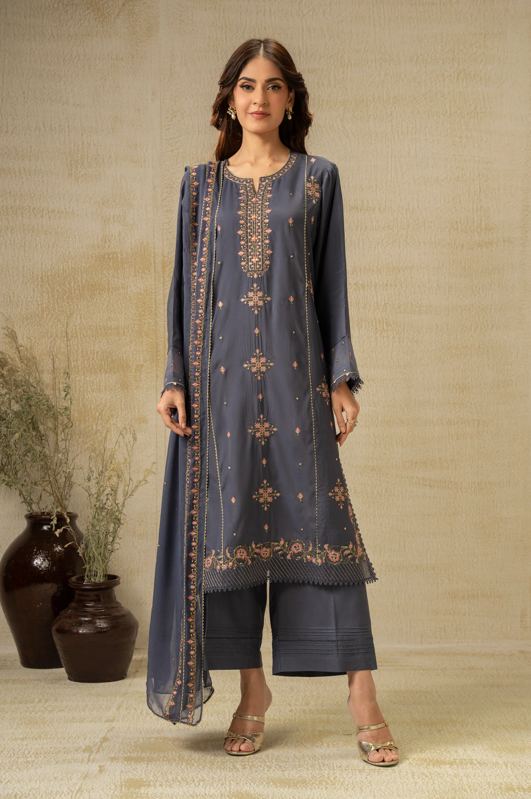 EMBROIDERED RAW SILK UNSTITCHED 3 PIECE SUIT - Image 8