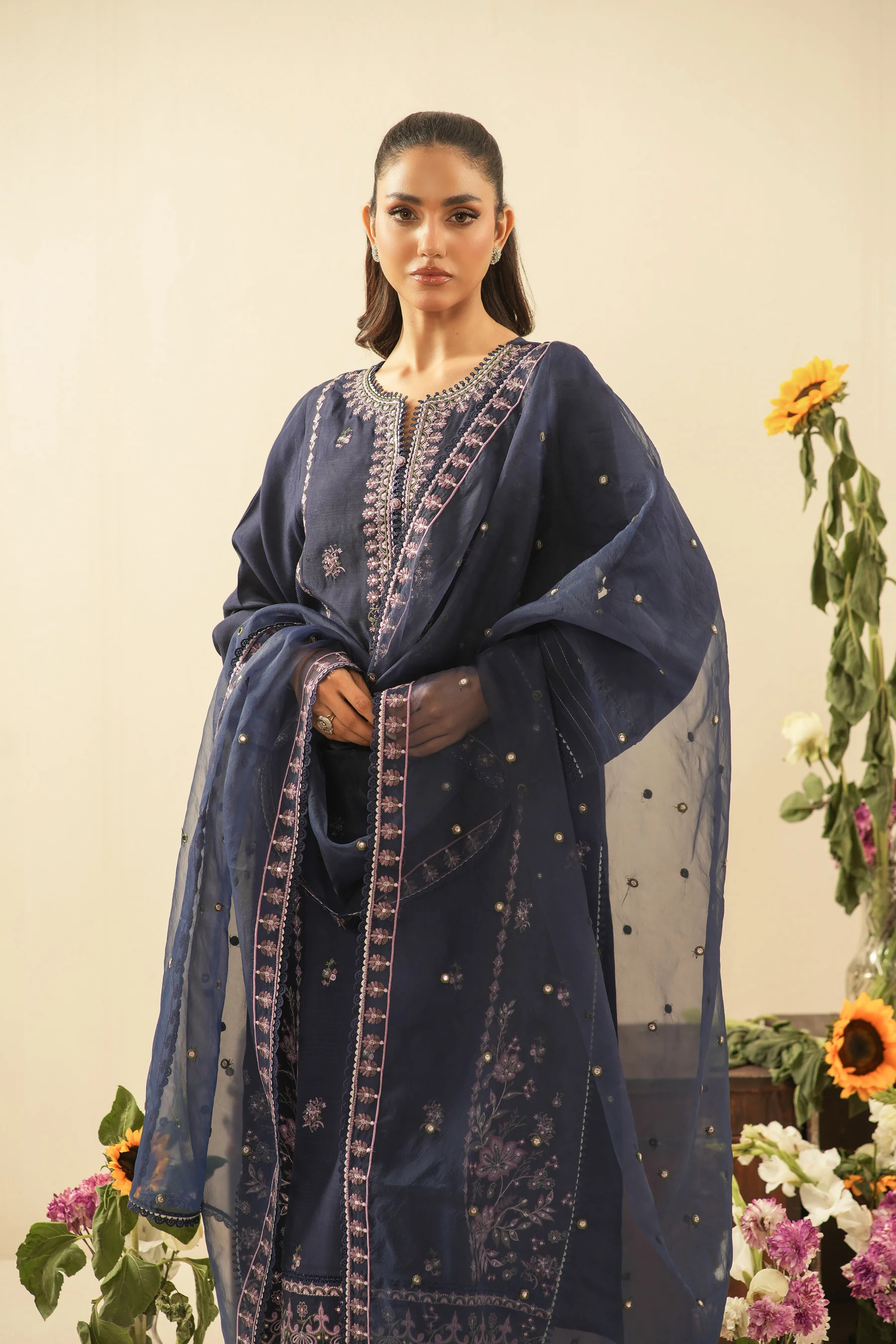 EMBROIDERED RAW SILK UNSTITCHED 3 PIECE SUIT - Image 6