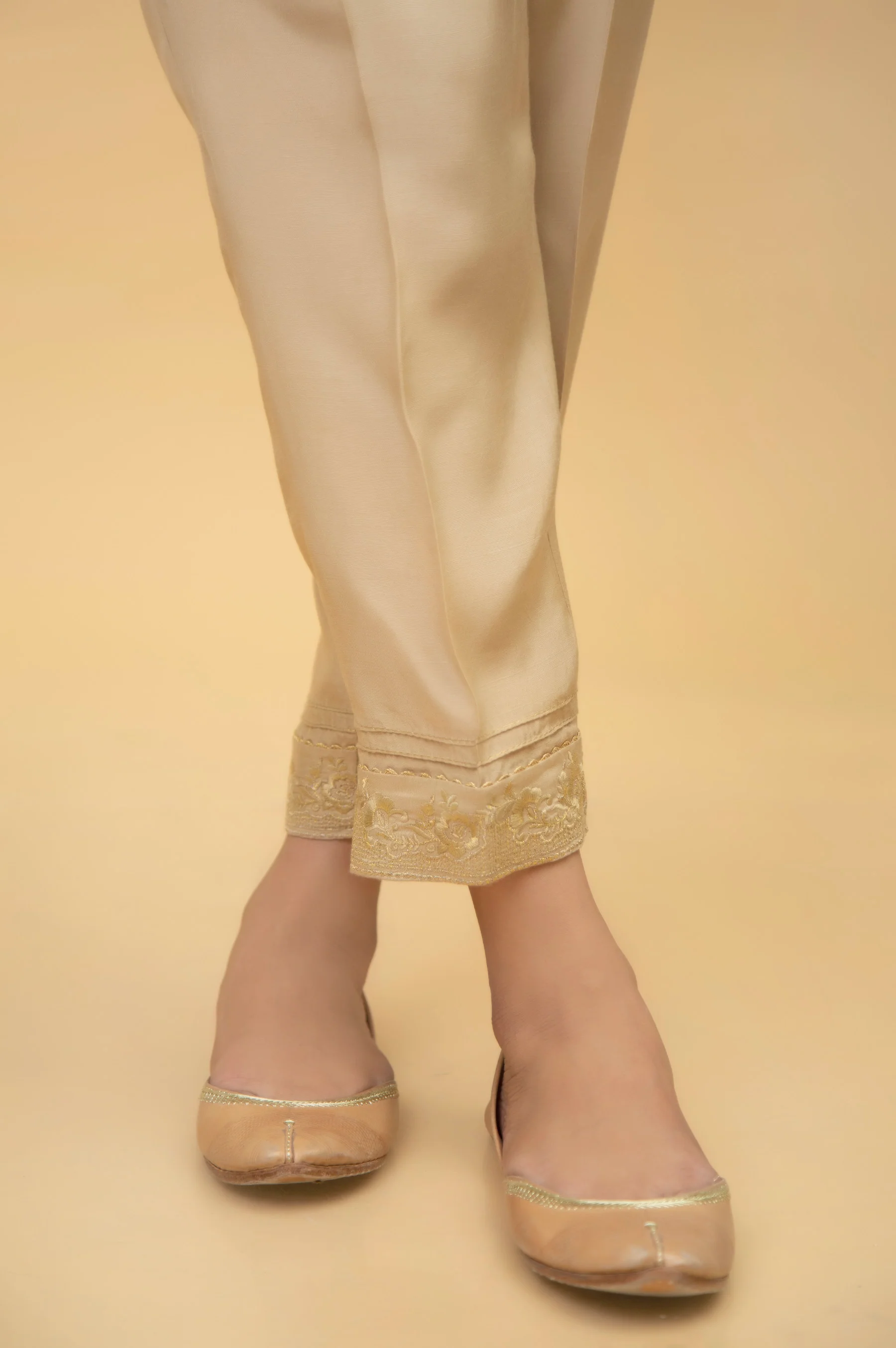 Embroidered Rawsilk Cigarette Pants - Gold - Image 3