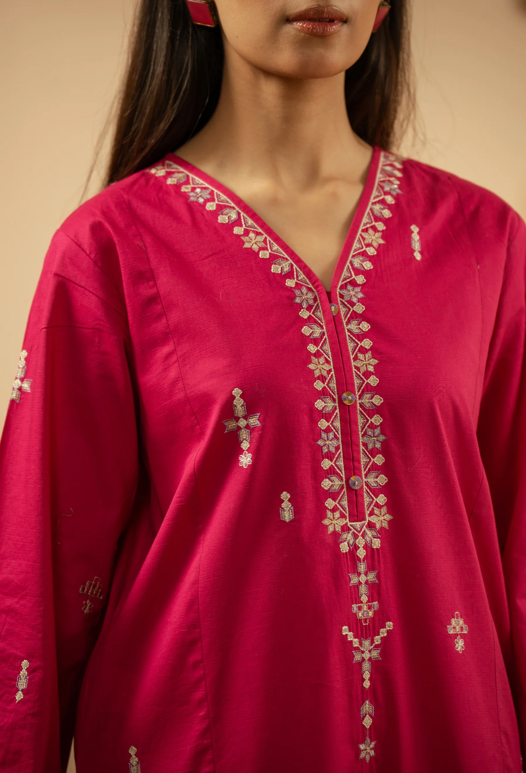 EMBROIDERED SLUB STITCHED 3 PIECE SUIT - Image 10
