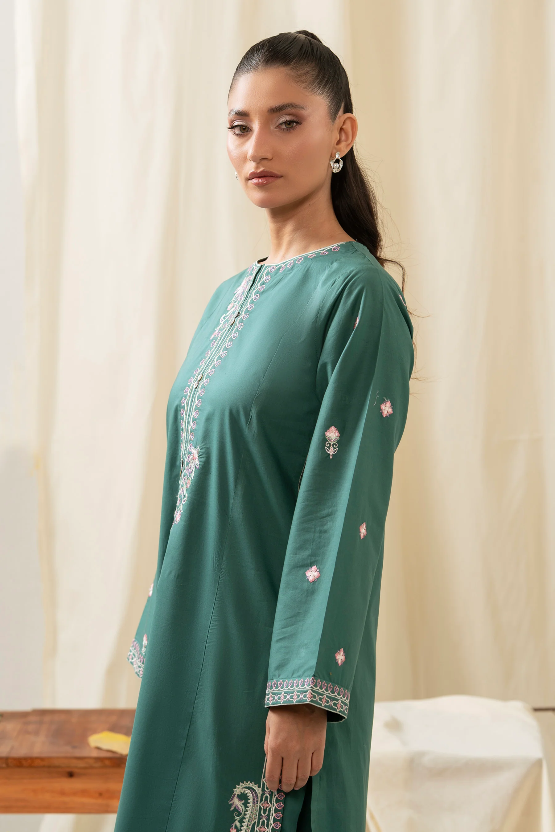 EMBROIDERED TENCEL STITCHED 2 PIECE SUIT - Image 5