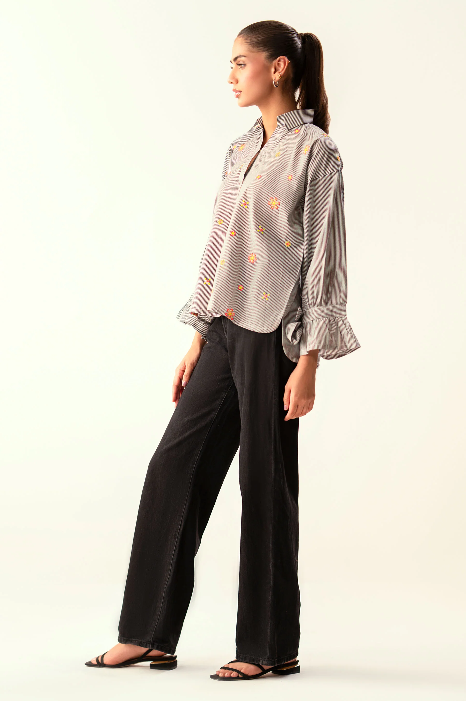 Stitched 1 Piece Embroidered Yarn Dyed Top - Image 3
