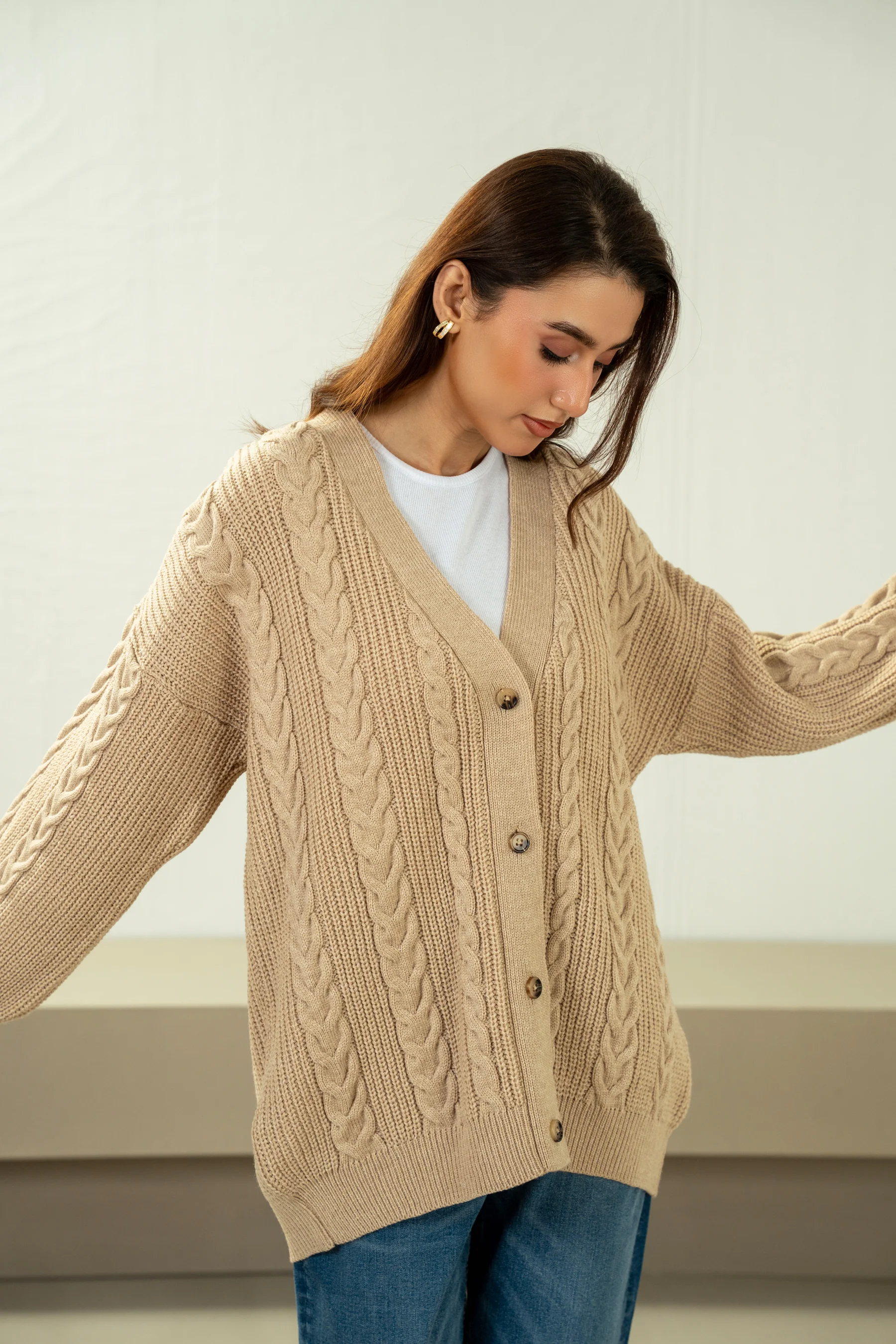STYLIZED BUTTON DOWN CARDIGAN - Image 2