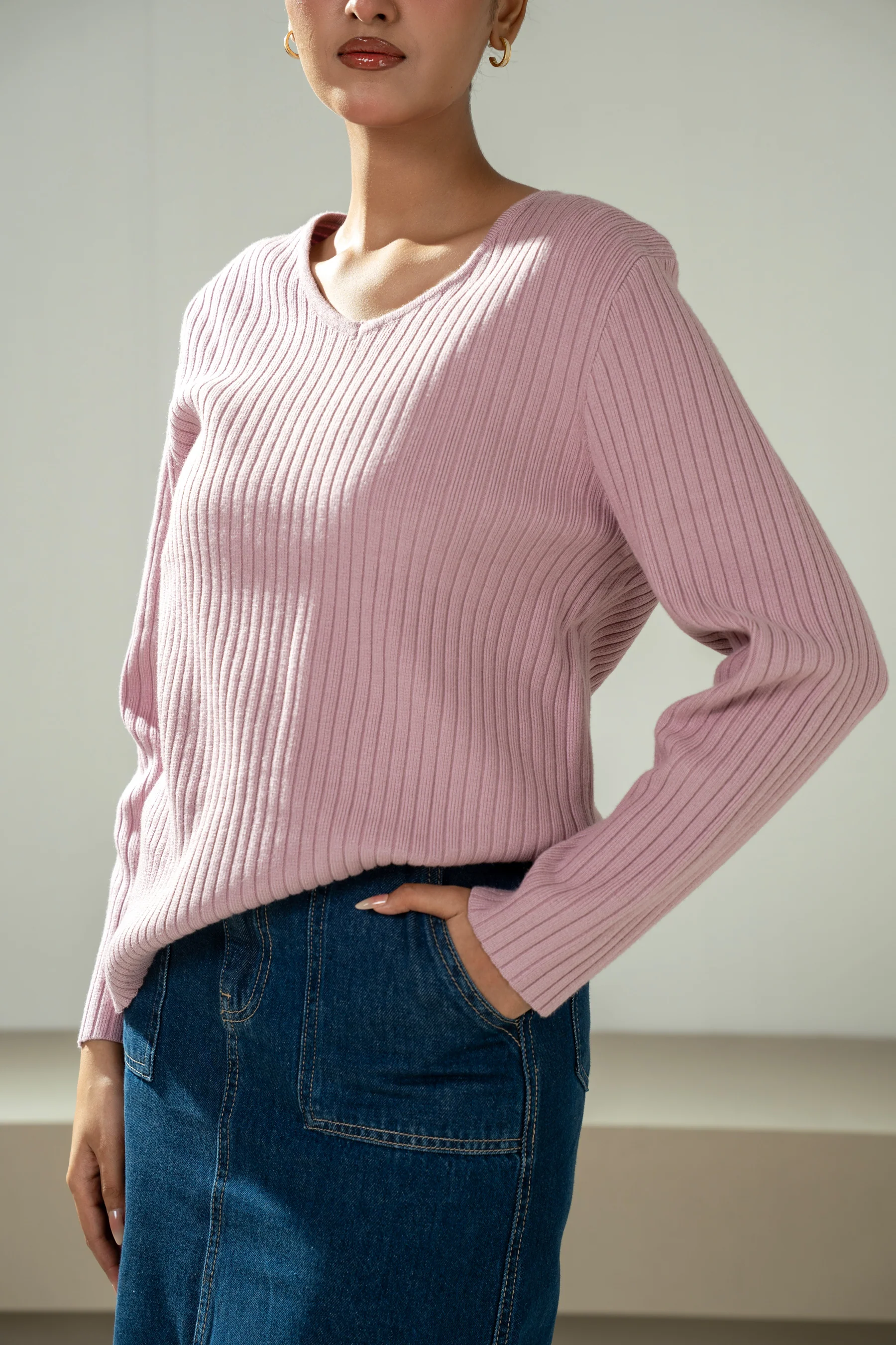 STYLIZED PULLOVER SWEATER - Image 2